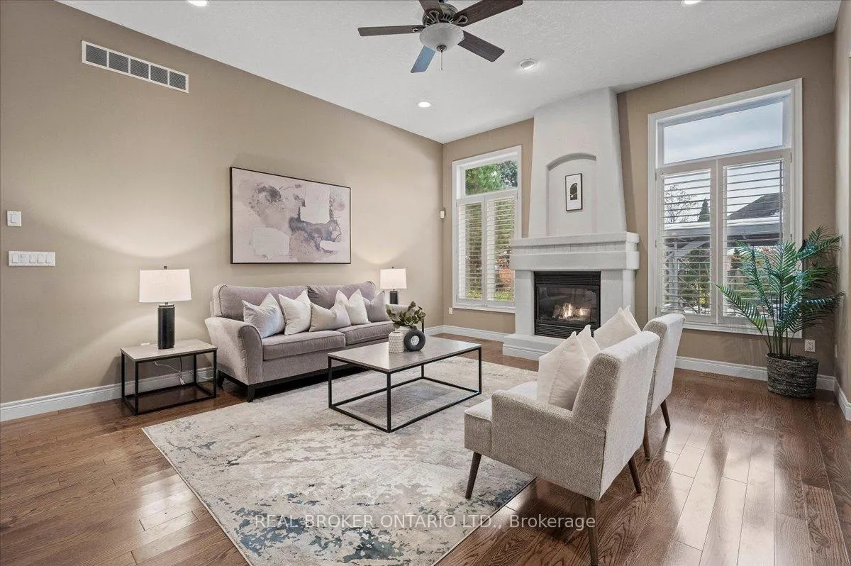 Photo 16 of 392 Deer Ridge Drive, Kitchener — HOMEH