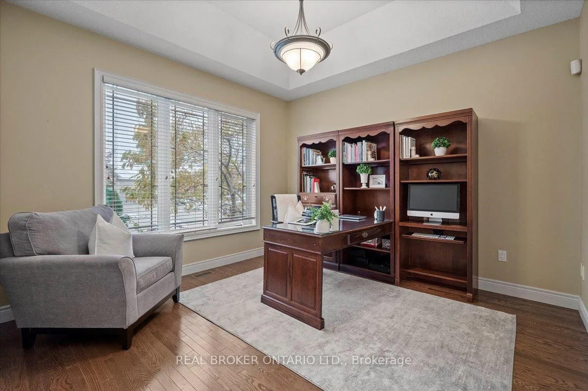 Photo 25 of 392 Deer Ridge Drive, Kitchener — HOMEH