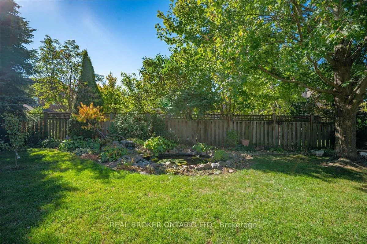 Photo 40 of 392 Deer Ridge Drive, Kitchener — HOMEH