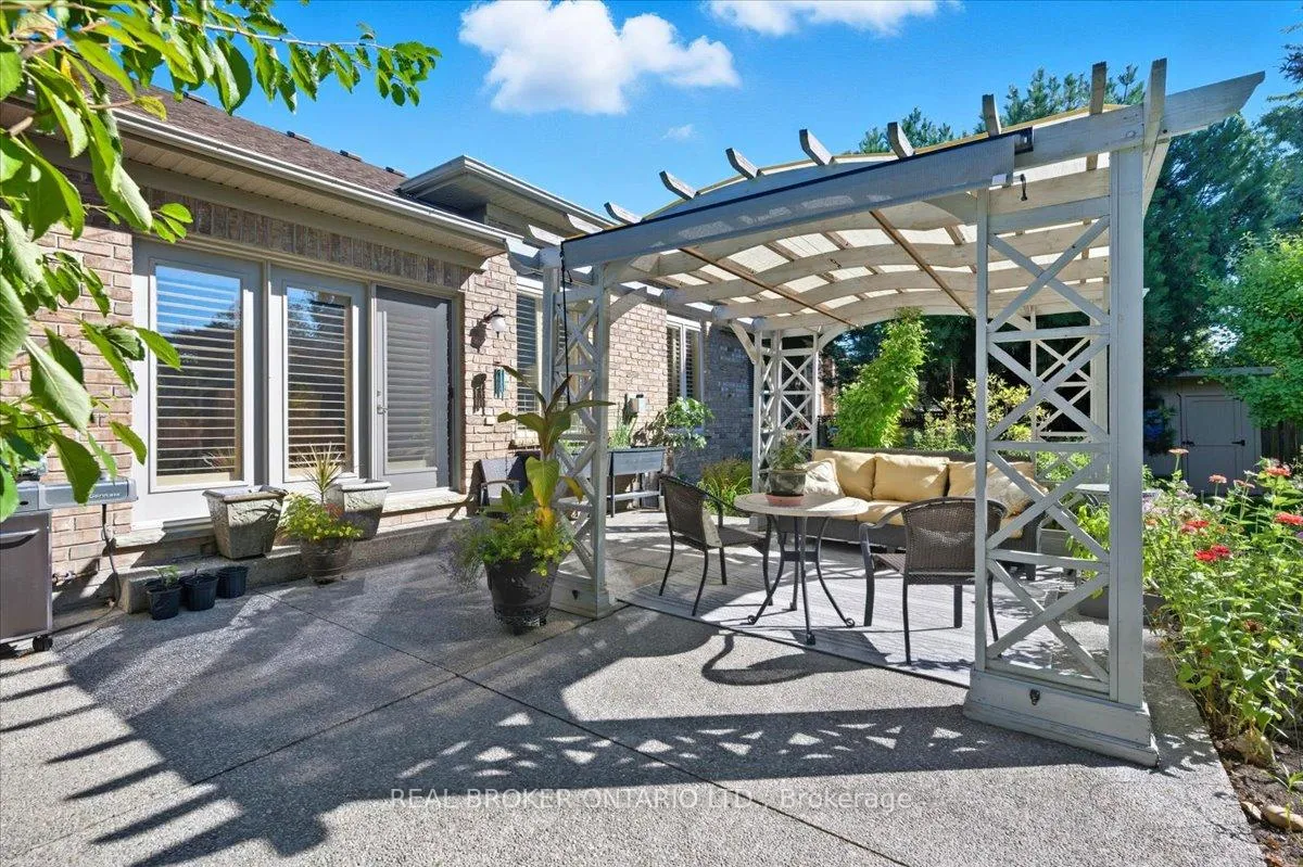 Photo 43 of 392 Deer Ridge Drive, Kitchener — HOMEH
