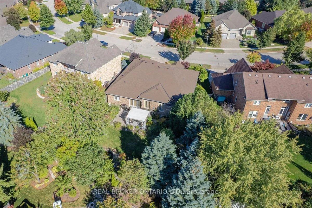 Photo 45 of 392 Deer Ridge Drive, Kitchener — HOMEH
