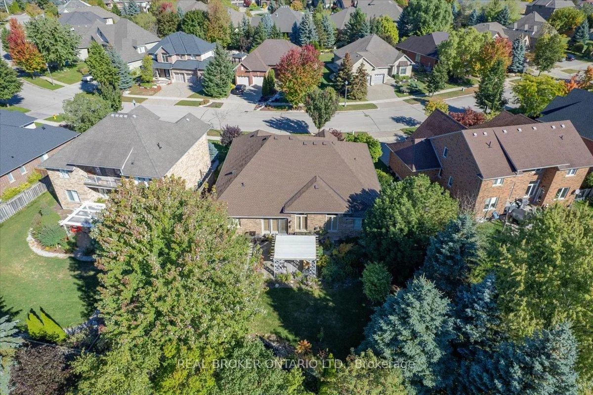 Photo 46 of 392 Deer Ridge Drive, Kitchener — HOMEH