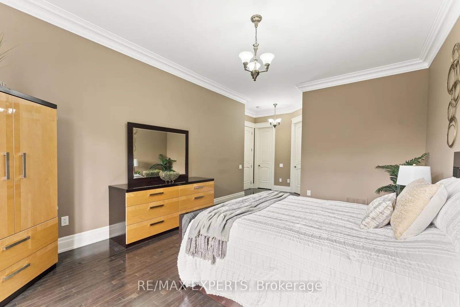 Photo 24 of 21 Rainbow's End, Vaughan, Kleinburg — HOMEH