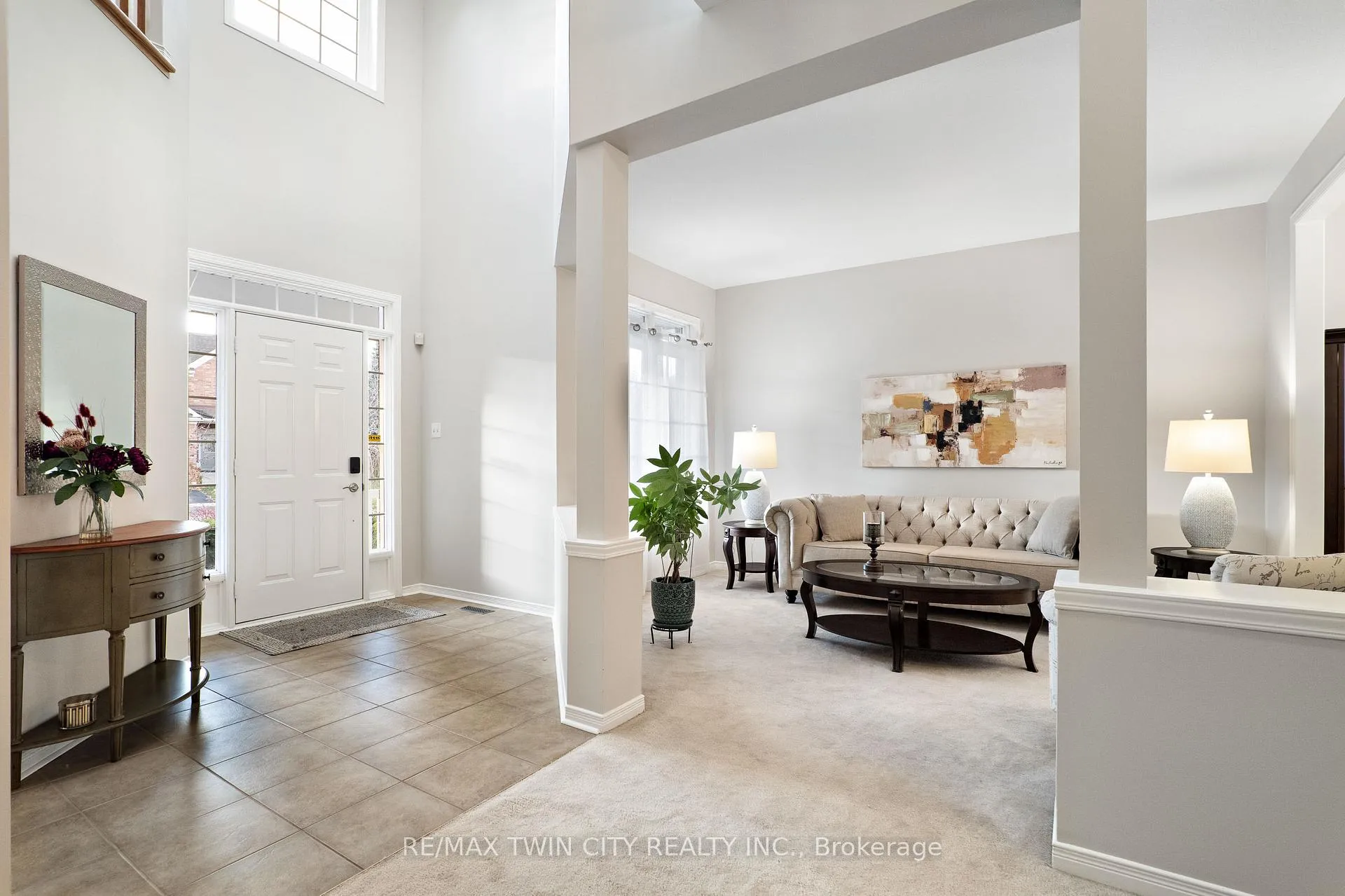 Photo 6 of 224 Ridgemere Court, Kitchener — HOMEH