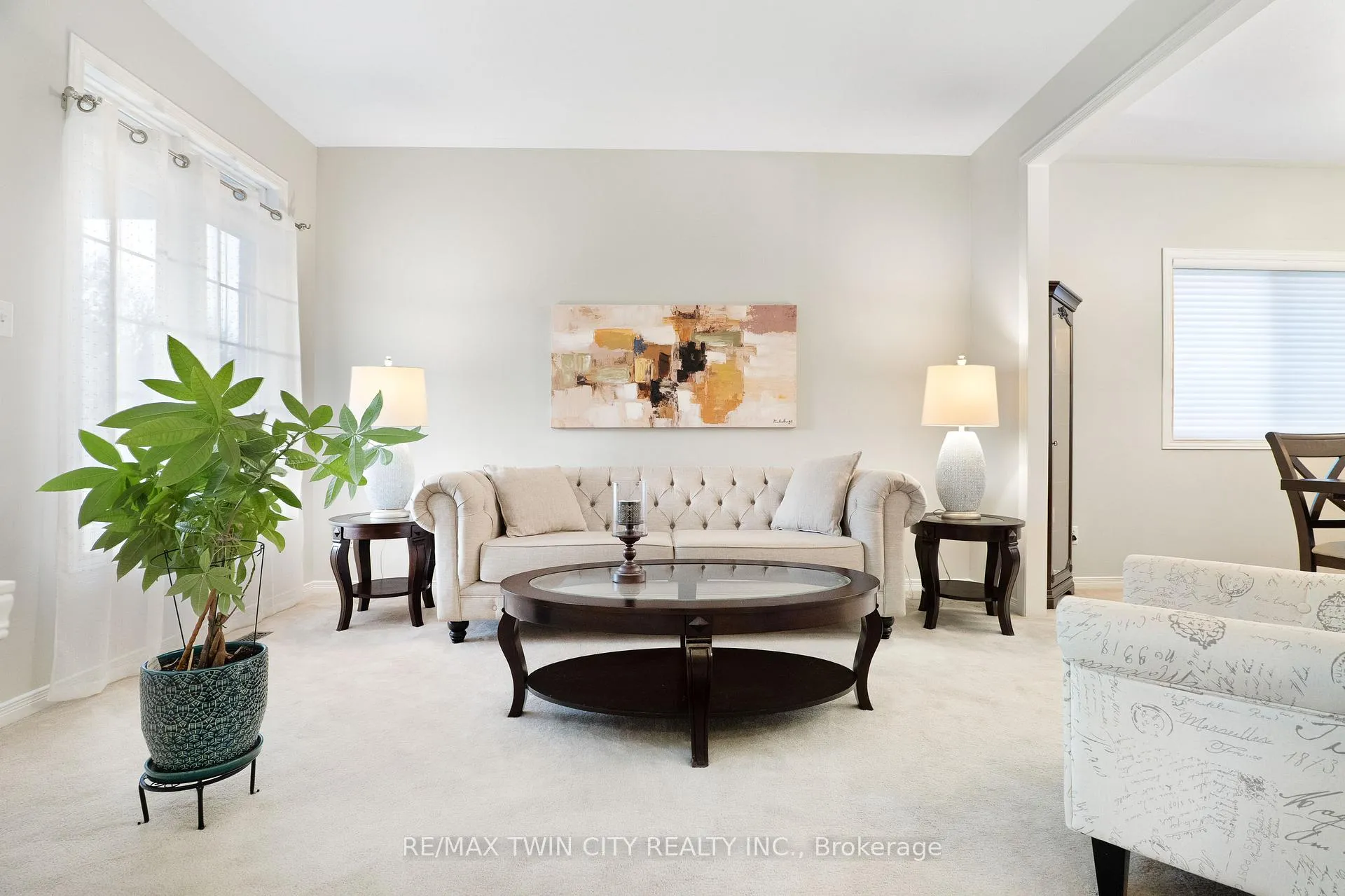 Photo 11 of 224 Ridgemere Court, Kitchener — HOMEH