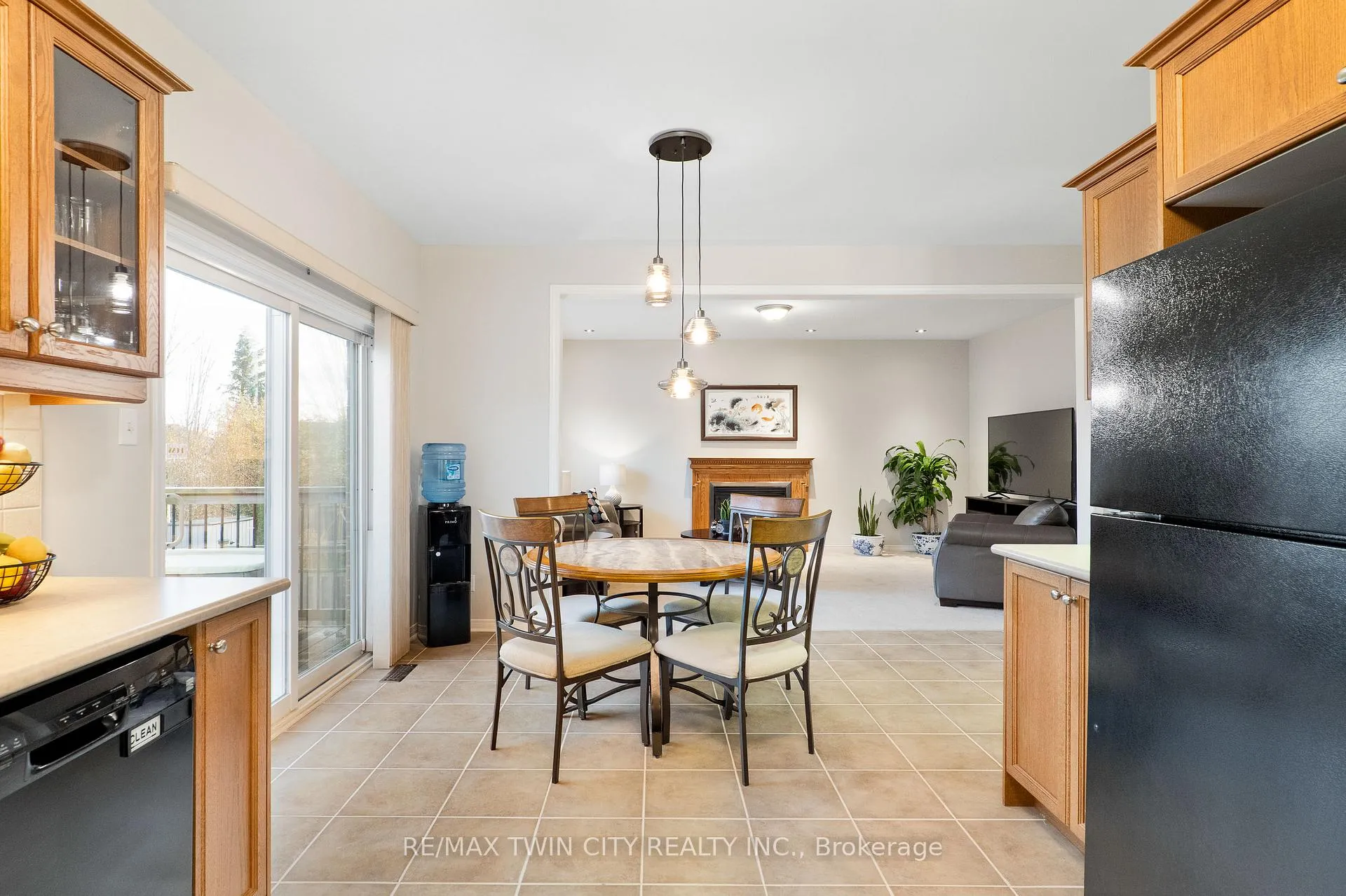 Photo 23 of 224 Ridgemere Court, Kitchener — HOMEH