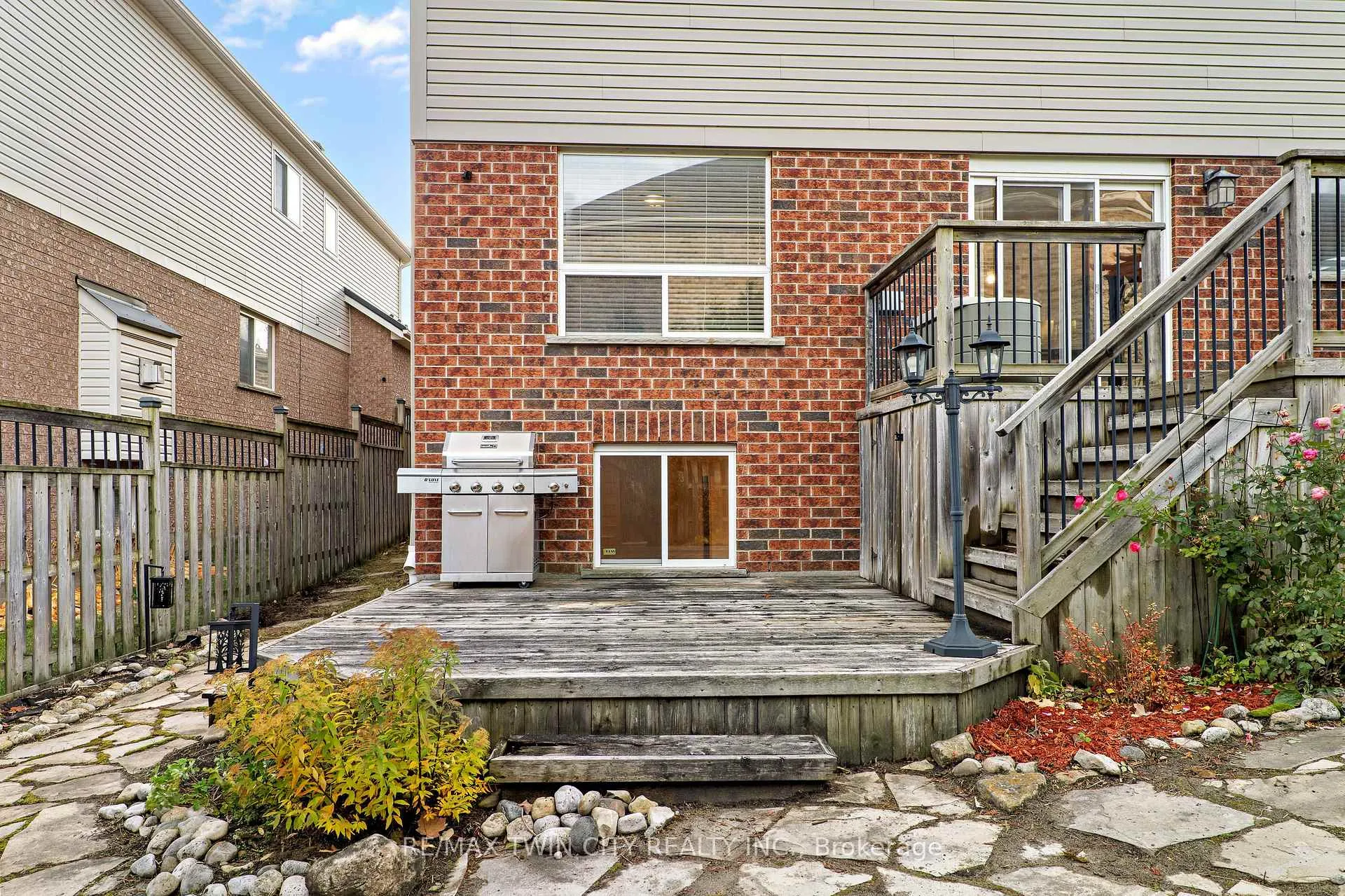Photo 45 of 224 Ridgemere Court, Kitchener — HOMEH