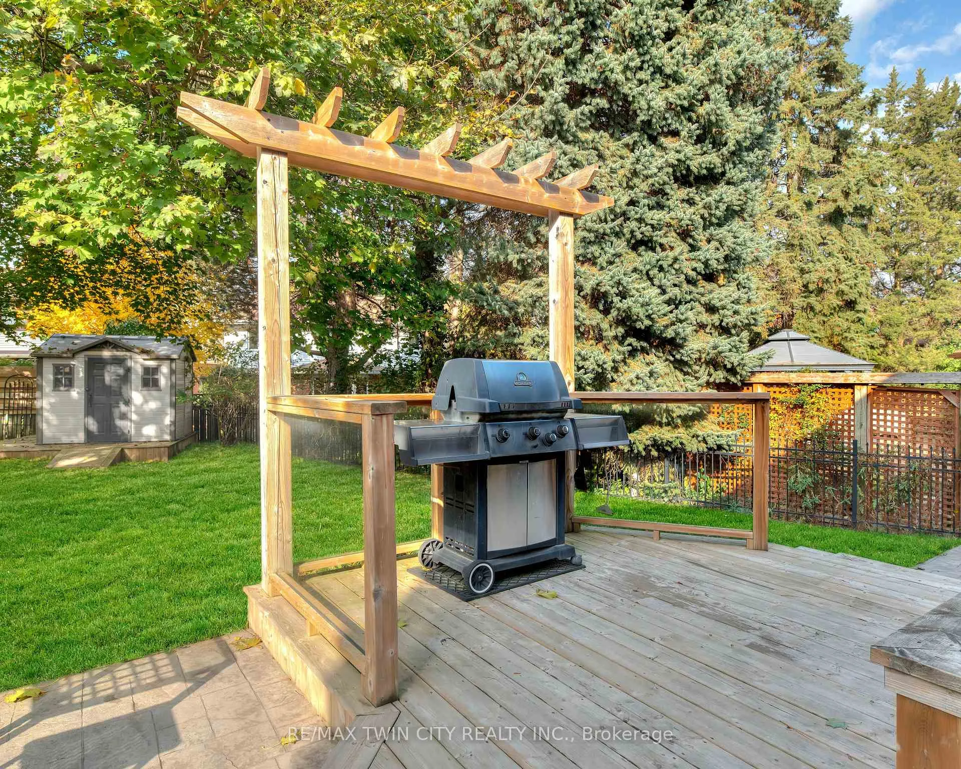 Photo 40 of 455 Winchester Drive, Waterloo — HOMEH