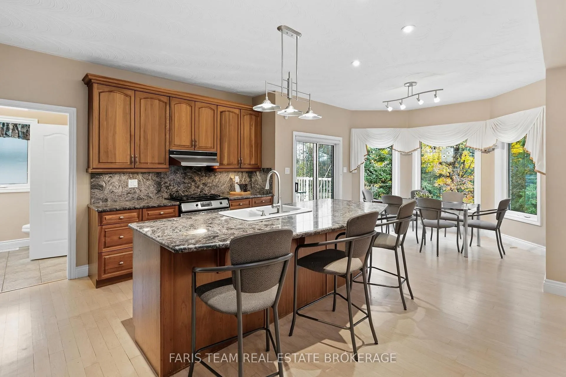 Photo 5 of 41 Paddy Dunn's Circle, Springwater, Midhurst — HOMEH
