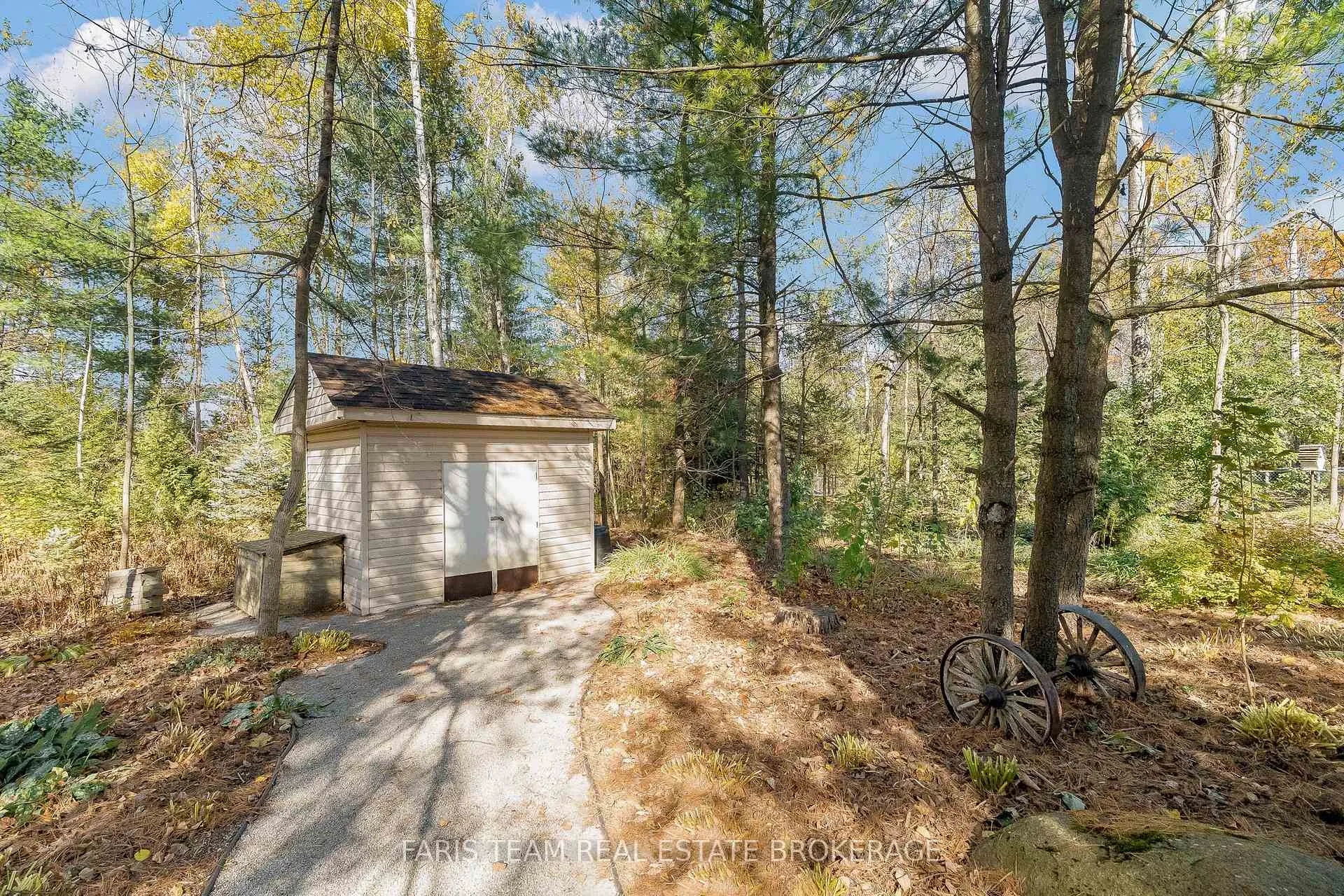 Photo 39 of 41 Paddy Dunn's Circle, Springwater, Midhurst — HOMEH