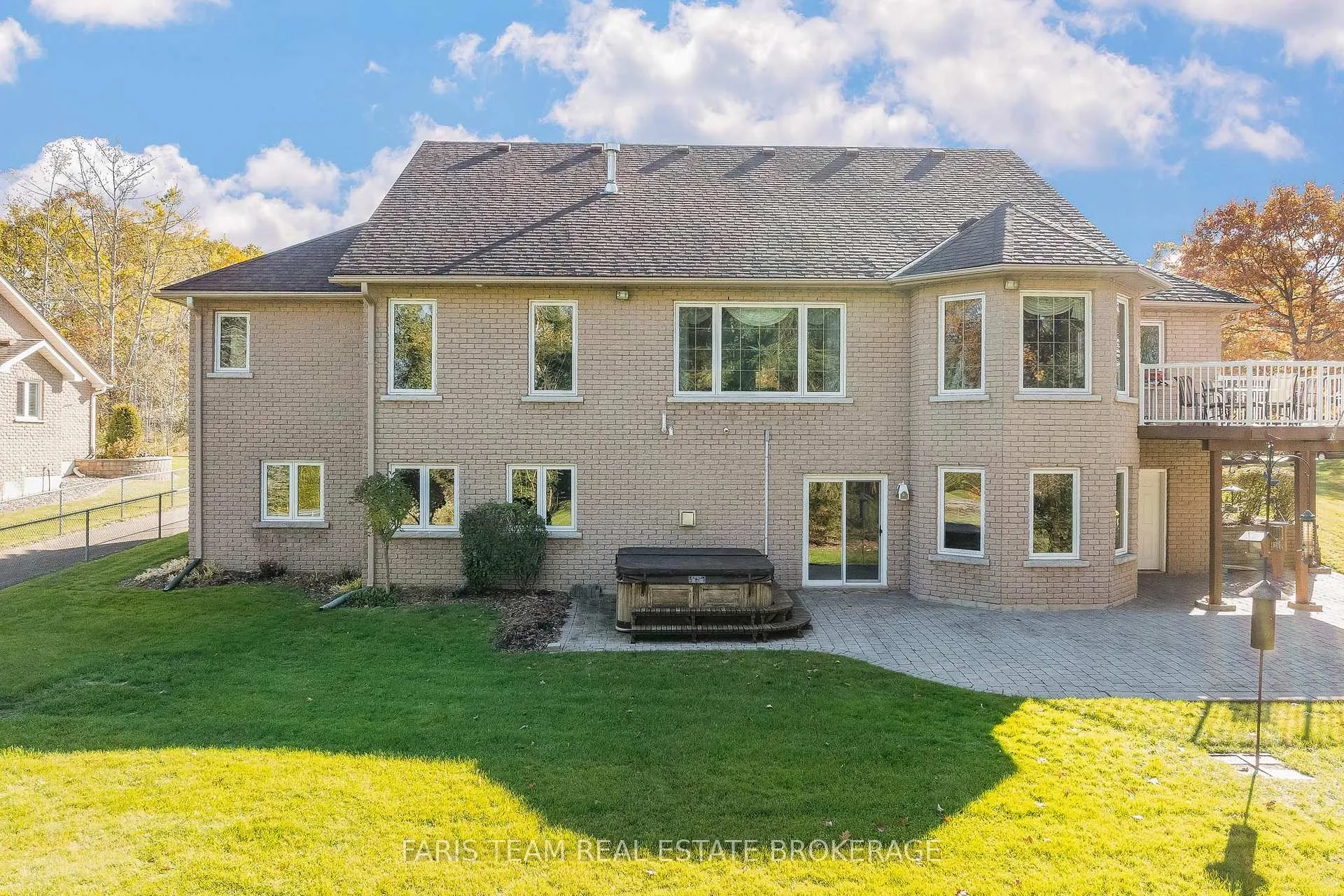 Photo 41 of 41 Paddy Dunn's Circle, Springwater, Midhurst — HOMEH