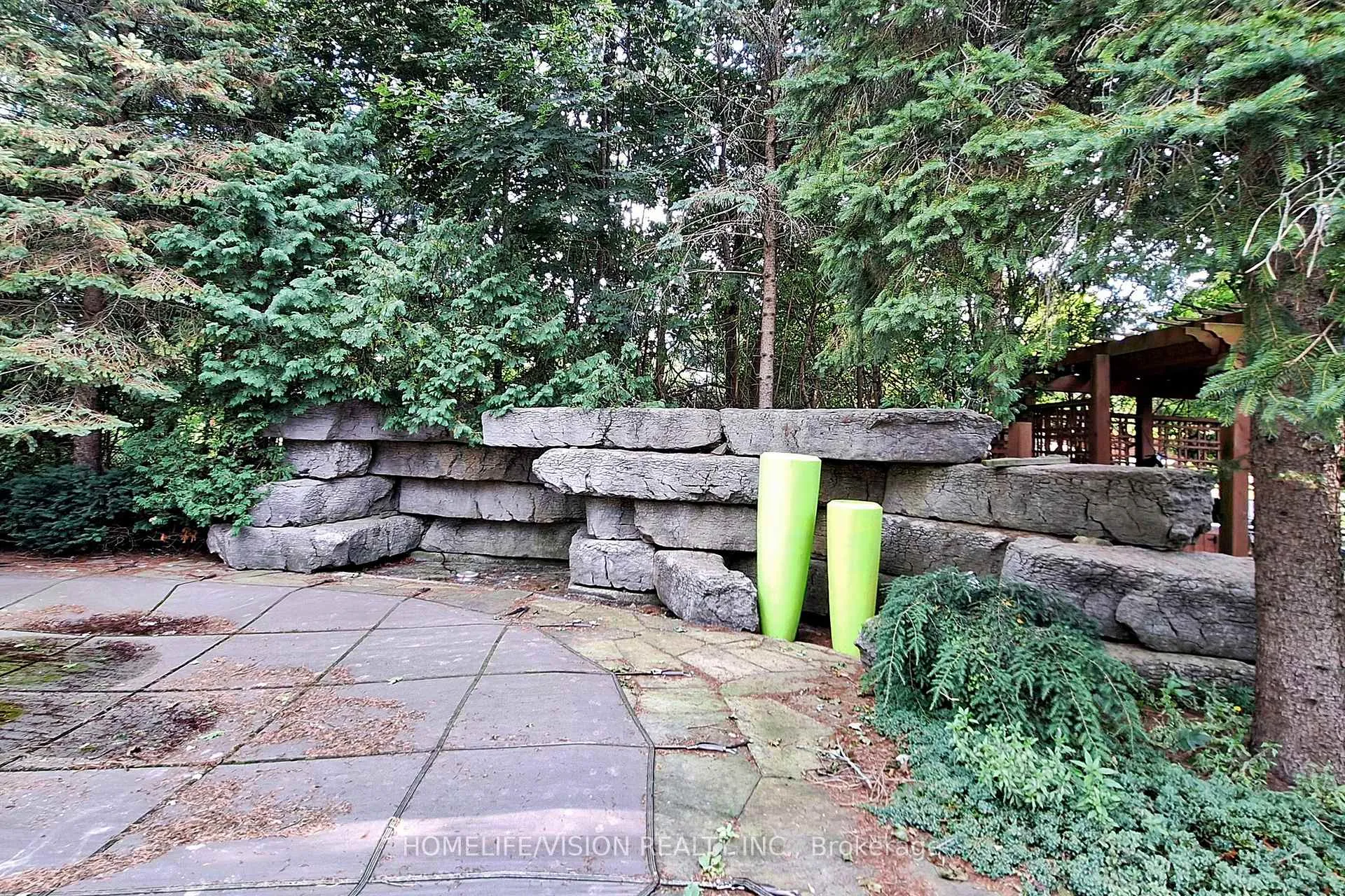Photo 37 of 135 Patricia Drive, King, King City — HOMEH