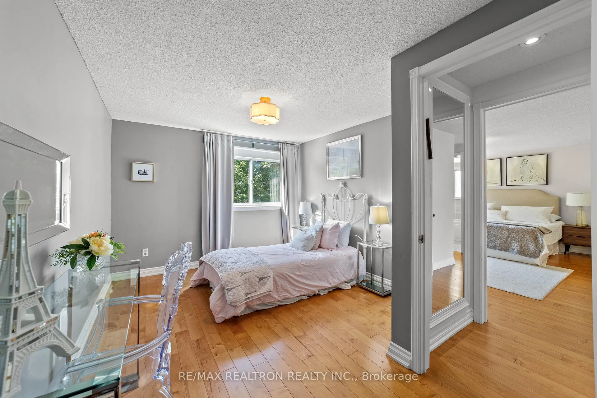 Photo 31 of 42 Peter Andrew Crescent, Vaughan, Brownridge — HOMEH
