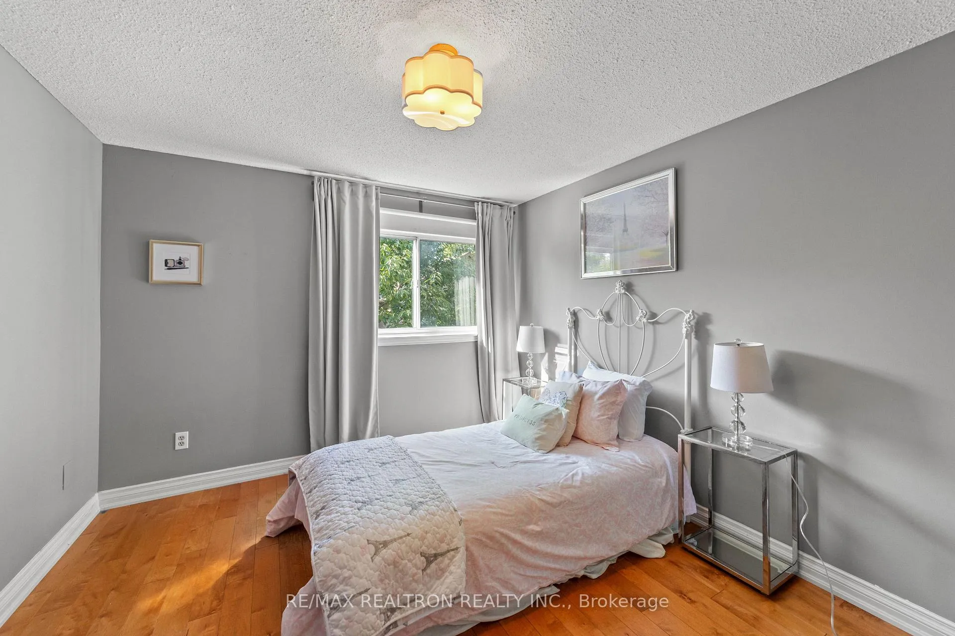 Photo 33 of 42 Peter Andrew Crescent, Vaughan, Brownridge — HOMEH
