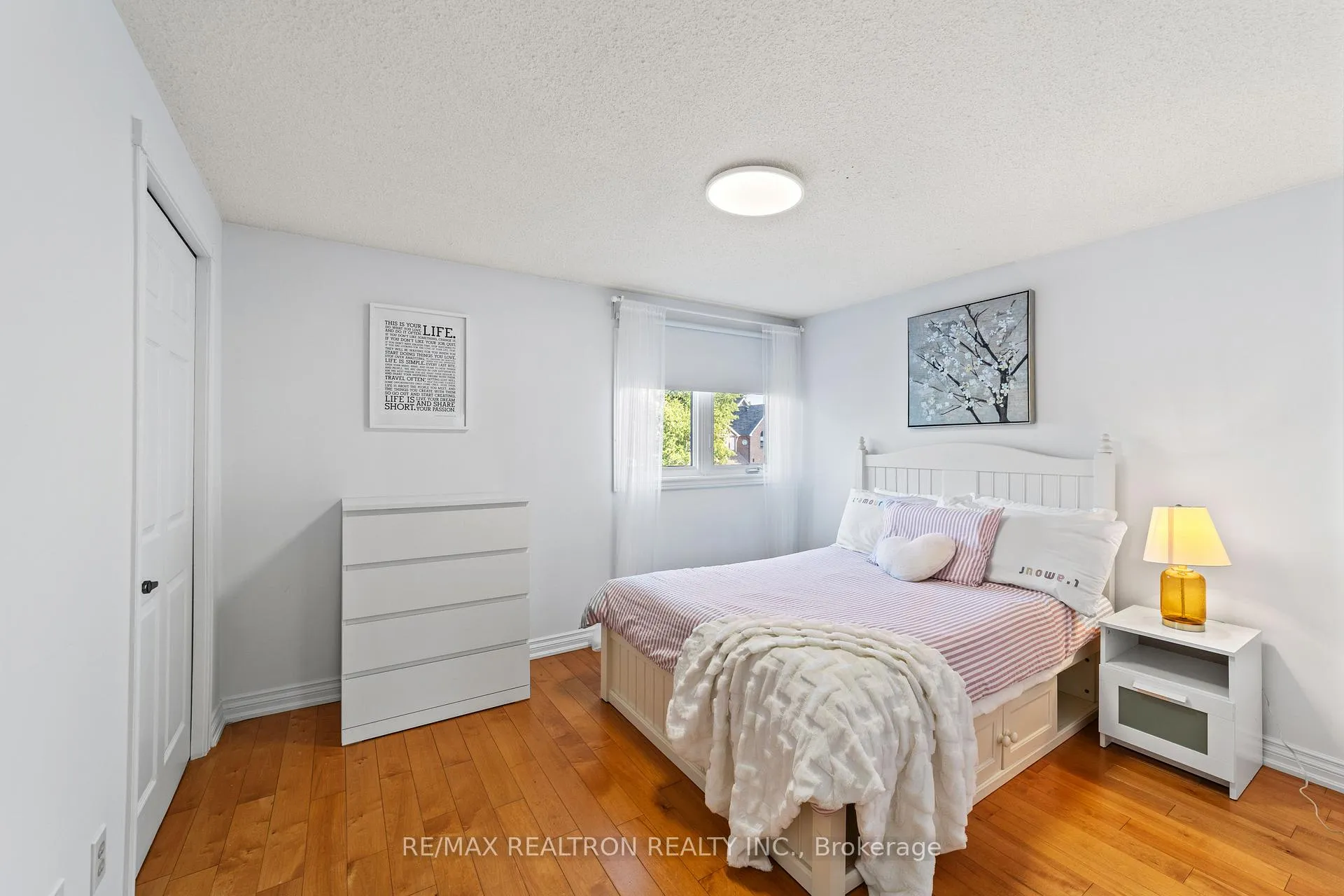 Photo 34 of 42 Peter Andrew Crescent, Vaughan, Brownridge — HOMEH