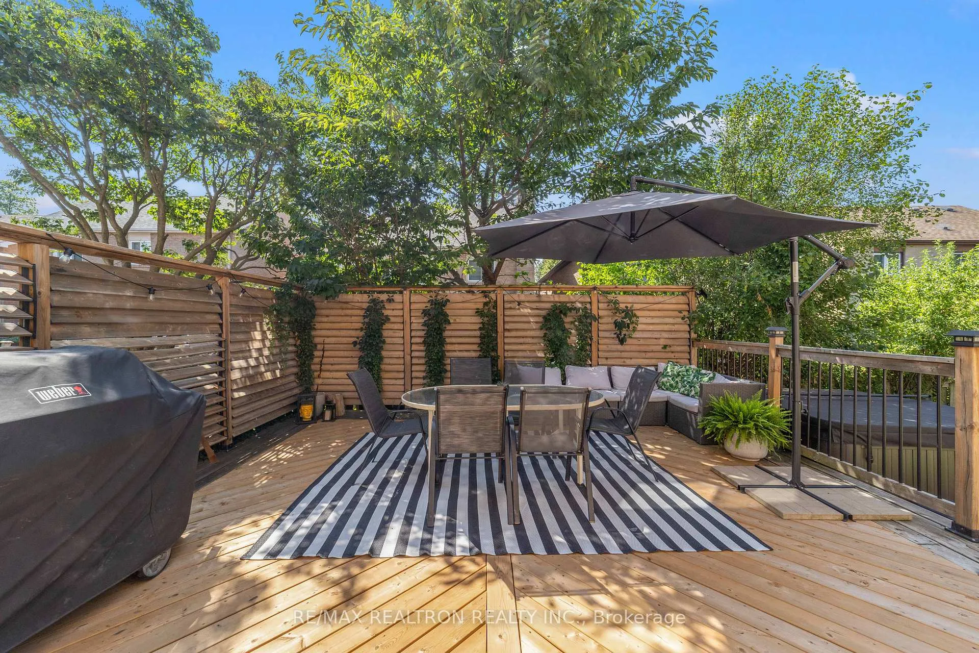 Photo 44 of 42 Peter Andrew Crescent, Vaughan, Brownridge — HOMEH