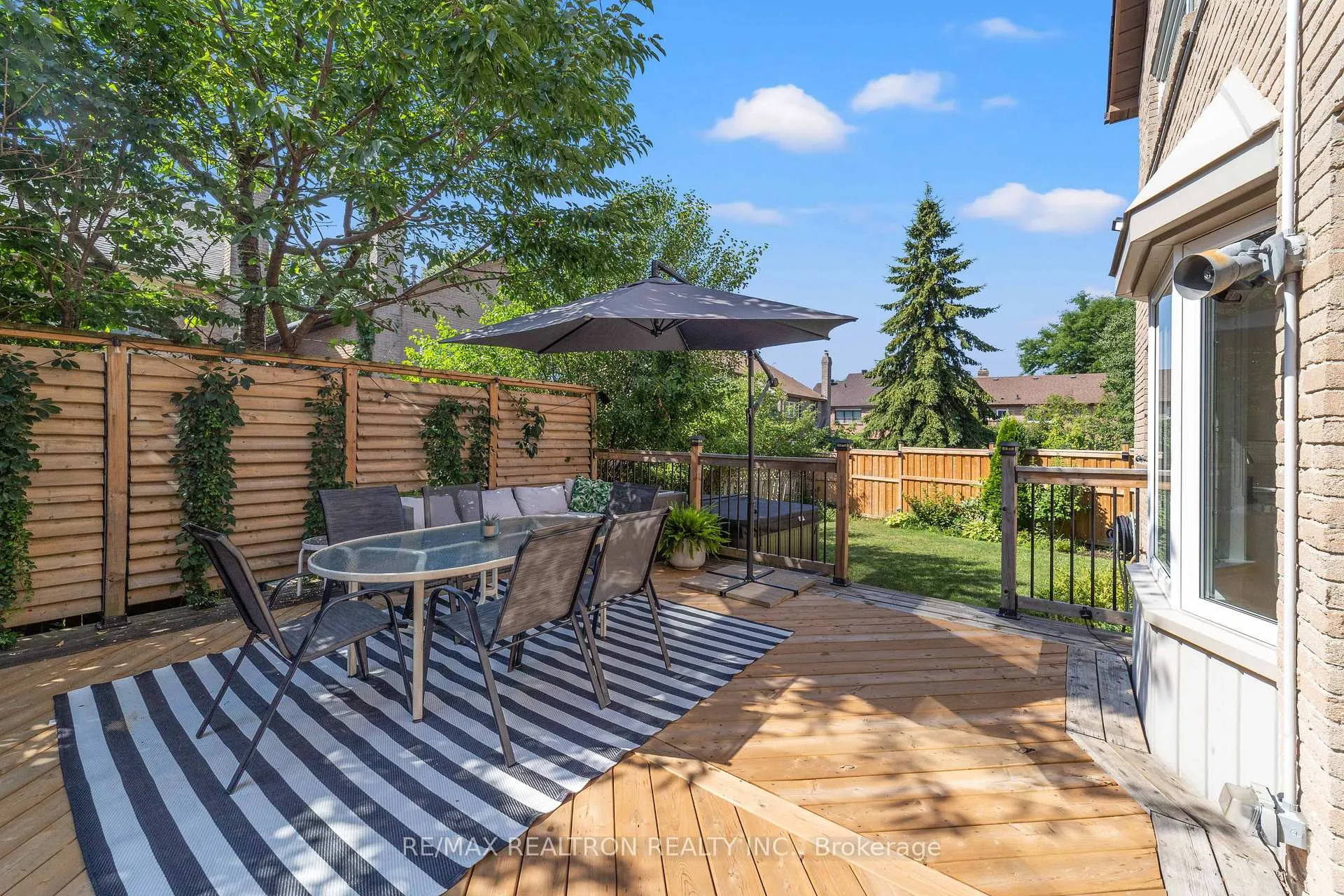 Photo 46 of 42 Peter Andrew Crescent, Vaughan, Brownridge — HOMEH