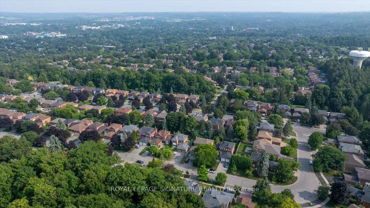 Photo 42 of 57 Tribbling Crescent, Aurora, Hills of St Andrew — HOMEH