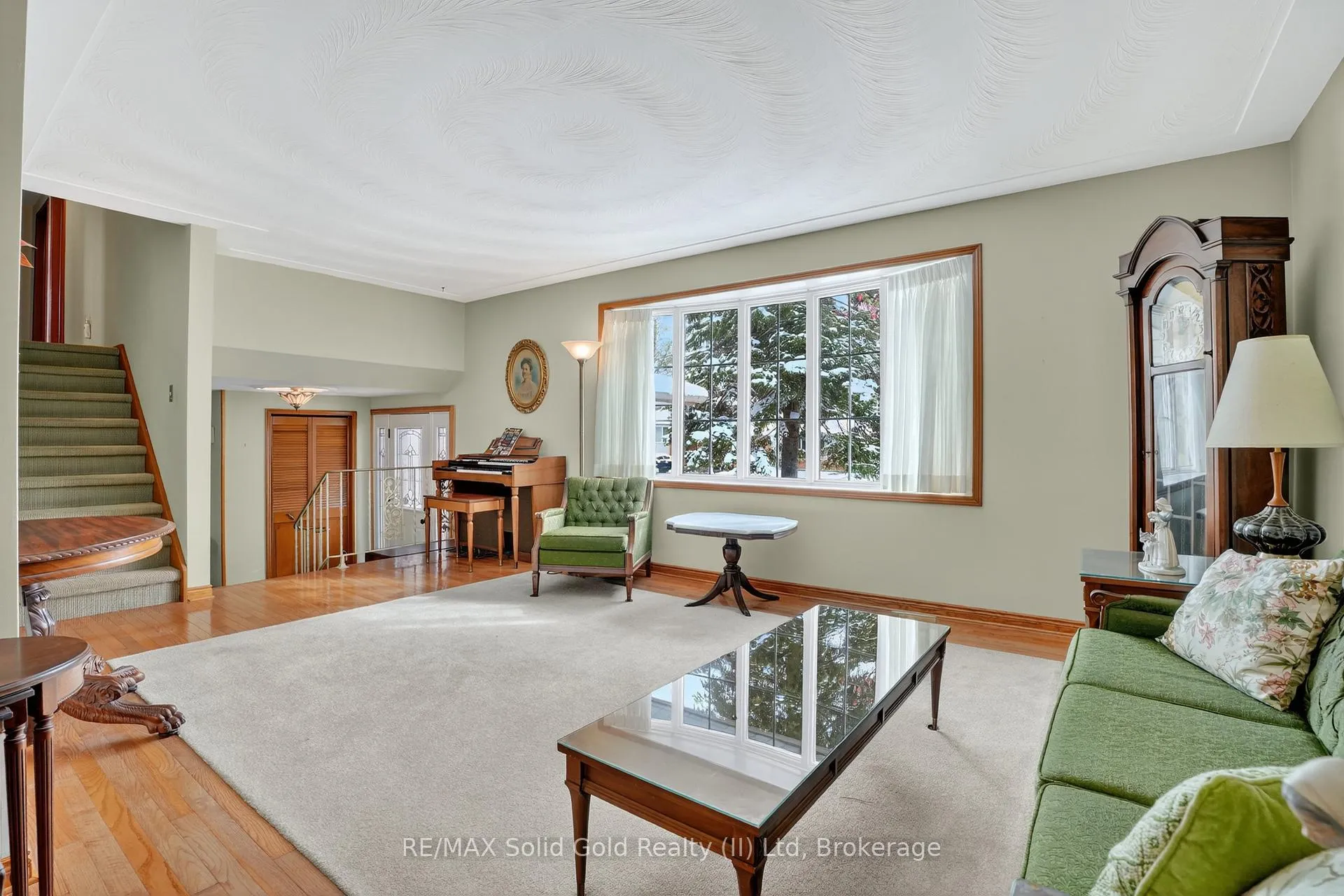 Photo 10 of 52 Wilkins Drive, Kitchener — HOMEH
