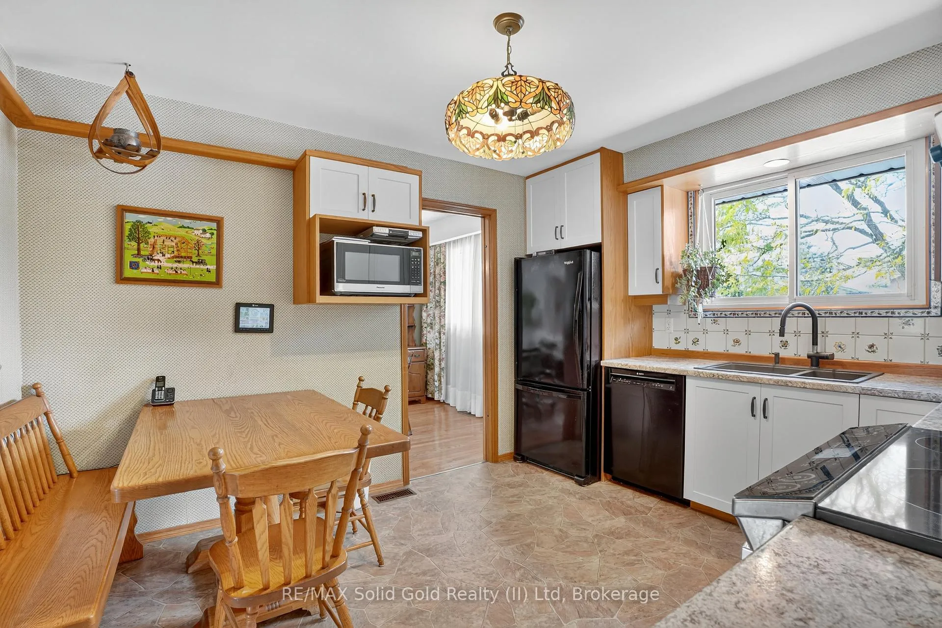 Photo 16 of 52 Wilkins Drive, Kitchener — HOMEH