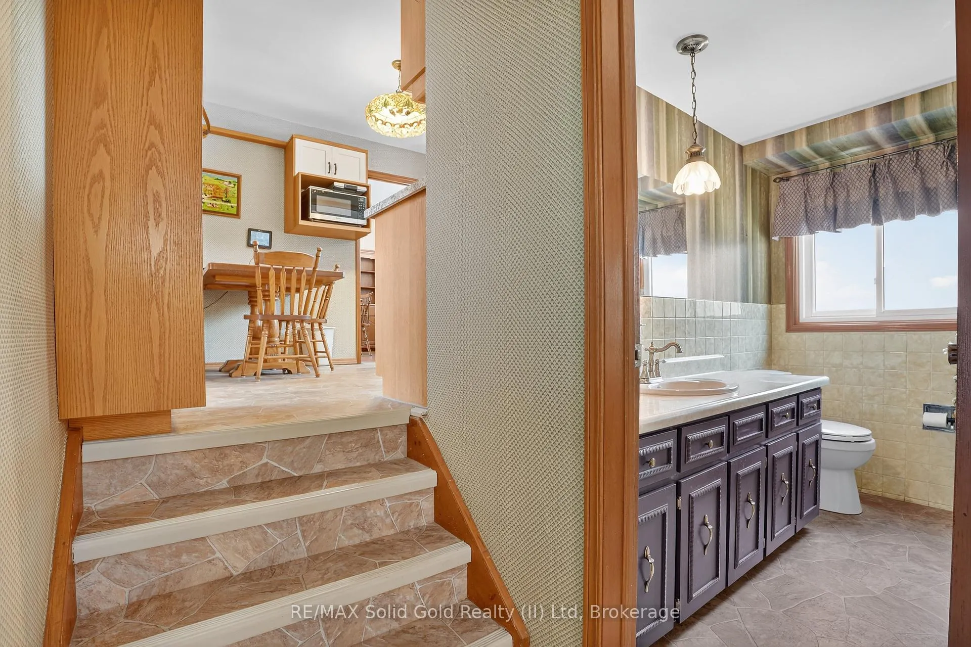 Photo 19 of 52 Wilkins Drive, Kitchener — HOMEH