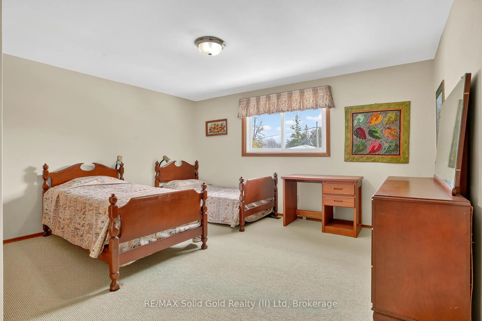 Photo 35 of 52 Wilkins Drive, Kitchener — HOMEH
