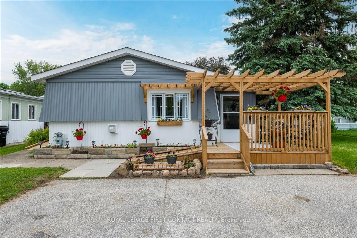 Photo 2 of 3 Weeping Willow Drive, Innisfil, Rural Innisfil — HOMEH