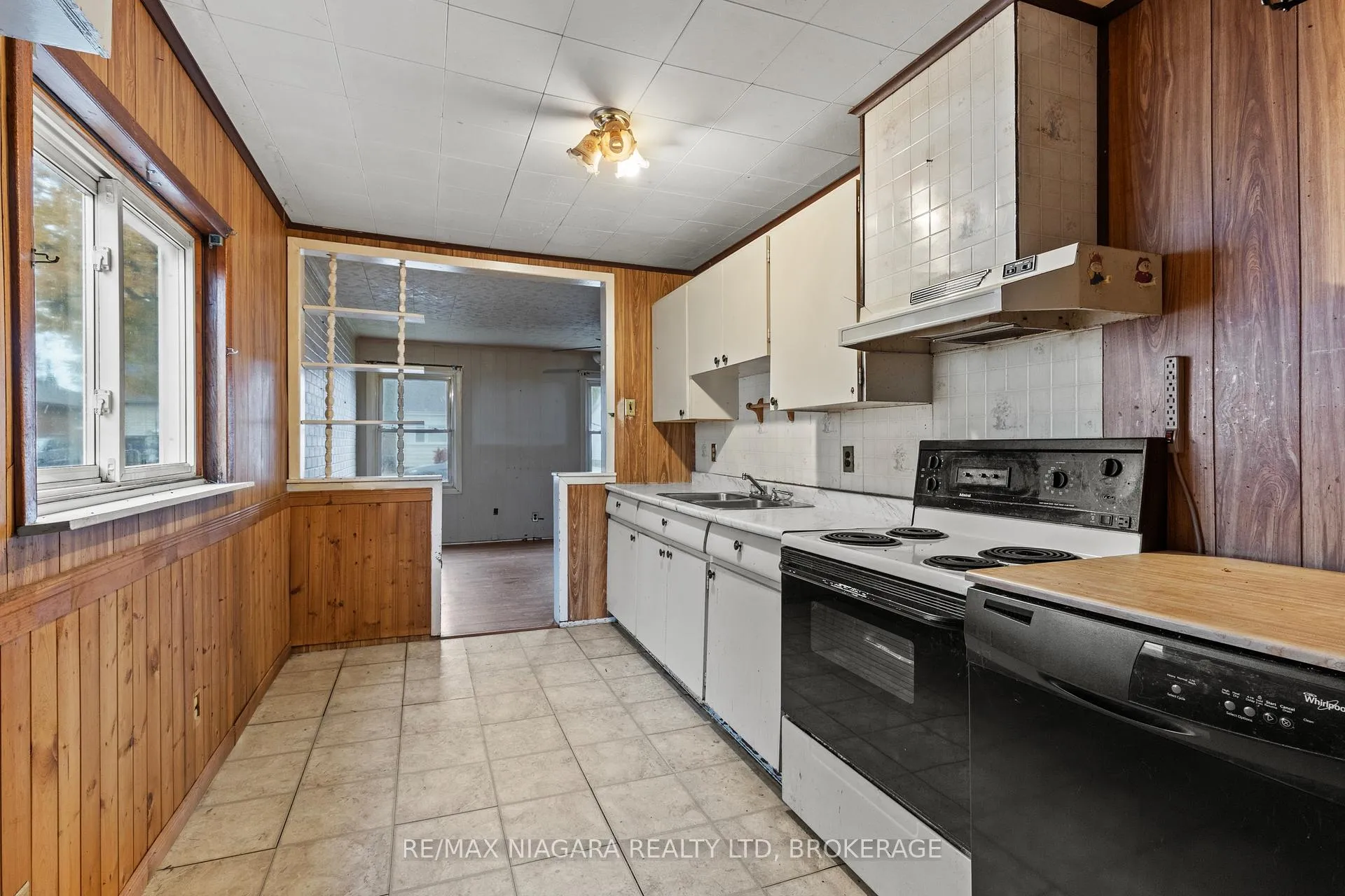 Photo 17 of 6278 Arad Street, Niagara Falls, Arad/Fallsview — HOMEH