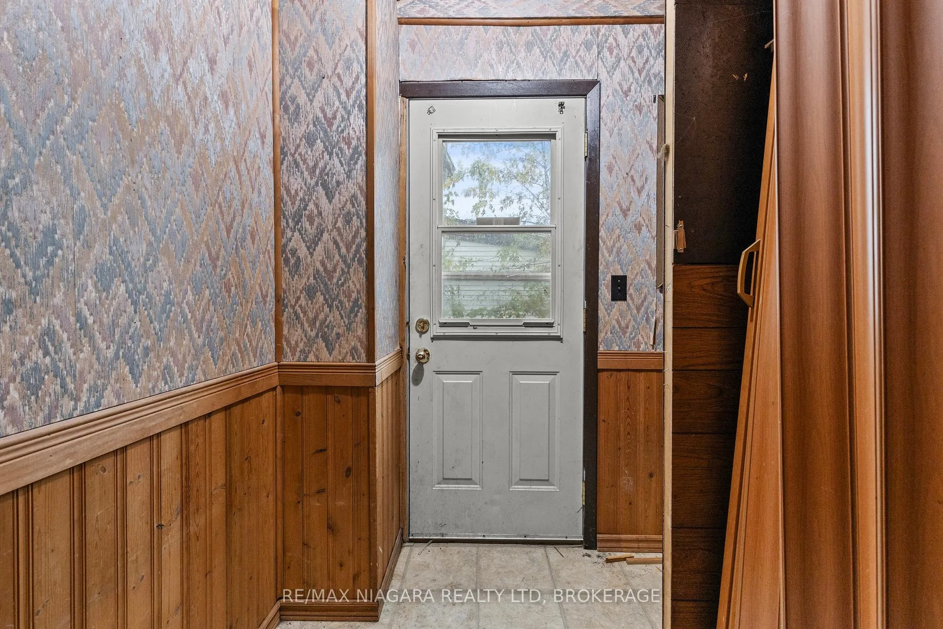 Photo 22 of 6278 Arad Street, Niagara Falls, Arad/Fallsview — HOMEH