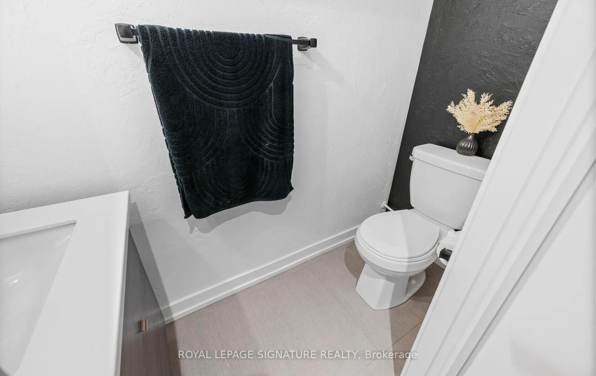 Photo 9 of 173 Sabina Drive, Oakville, Glenorchy — HOMEH
