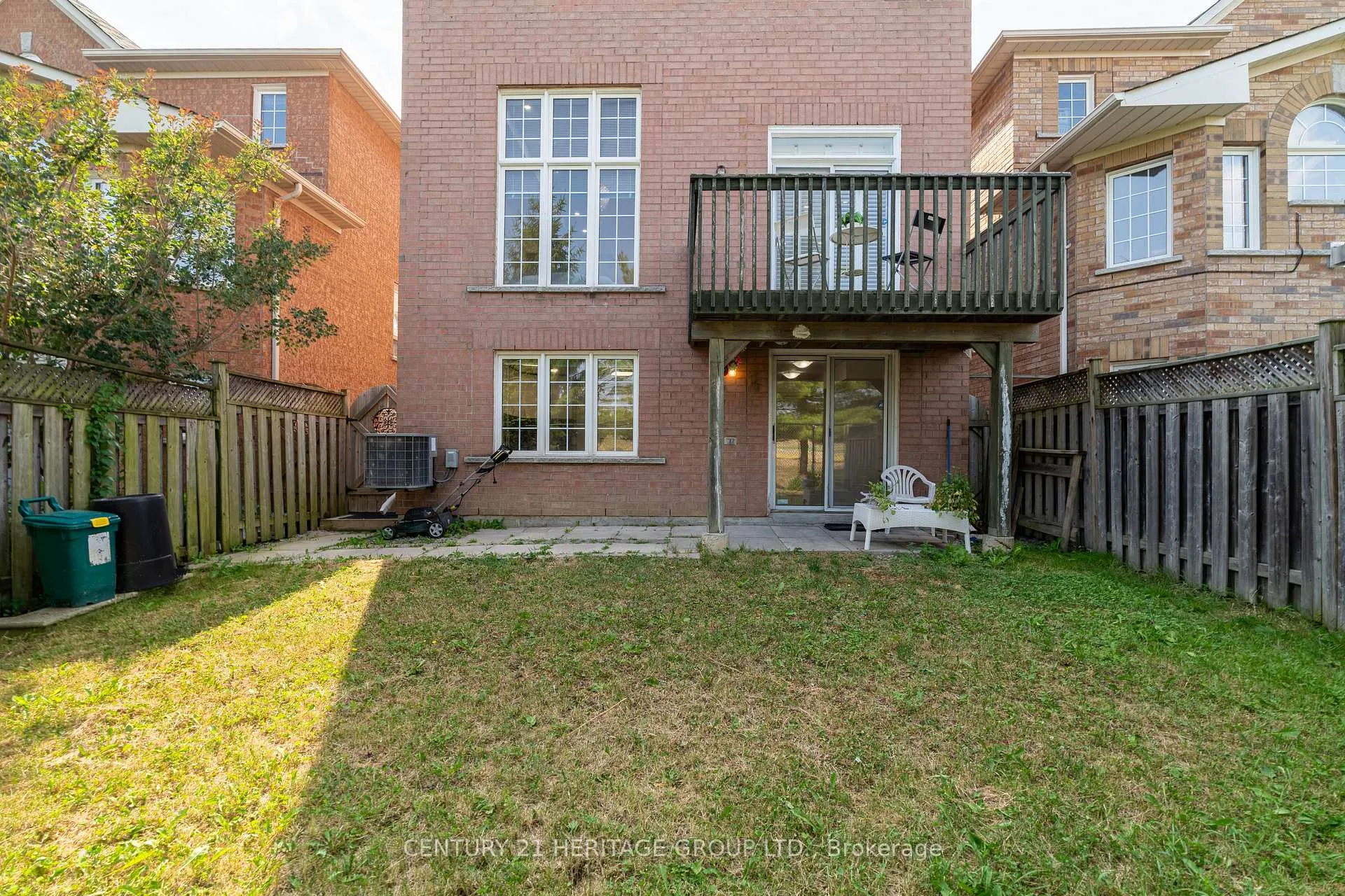 Photo 42 of 211 Kayla Crescent, Vaughan, Maple — HOMEH