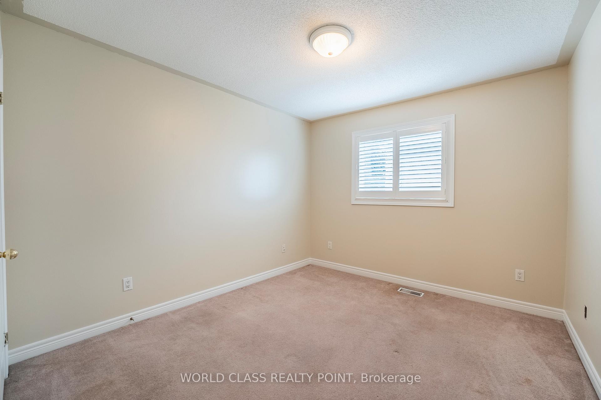 Photo 20 of 1 Magnolia Crescent, Grimsby, Grimsby West — HOMEH