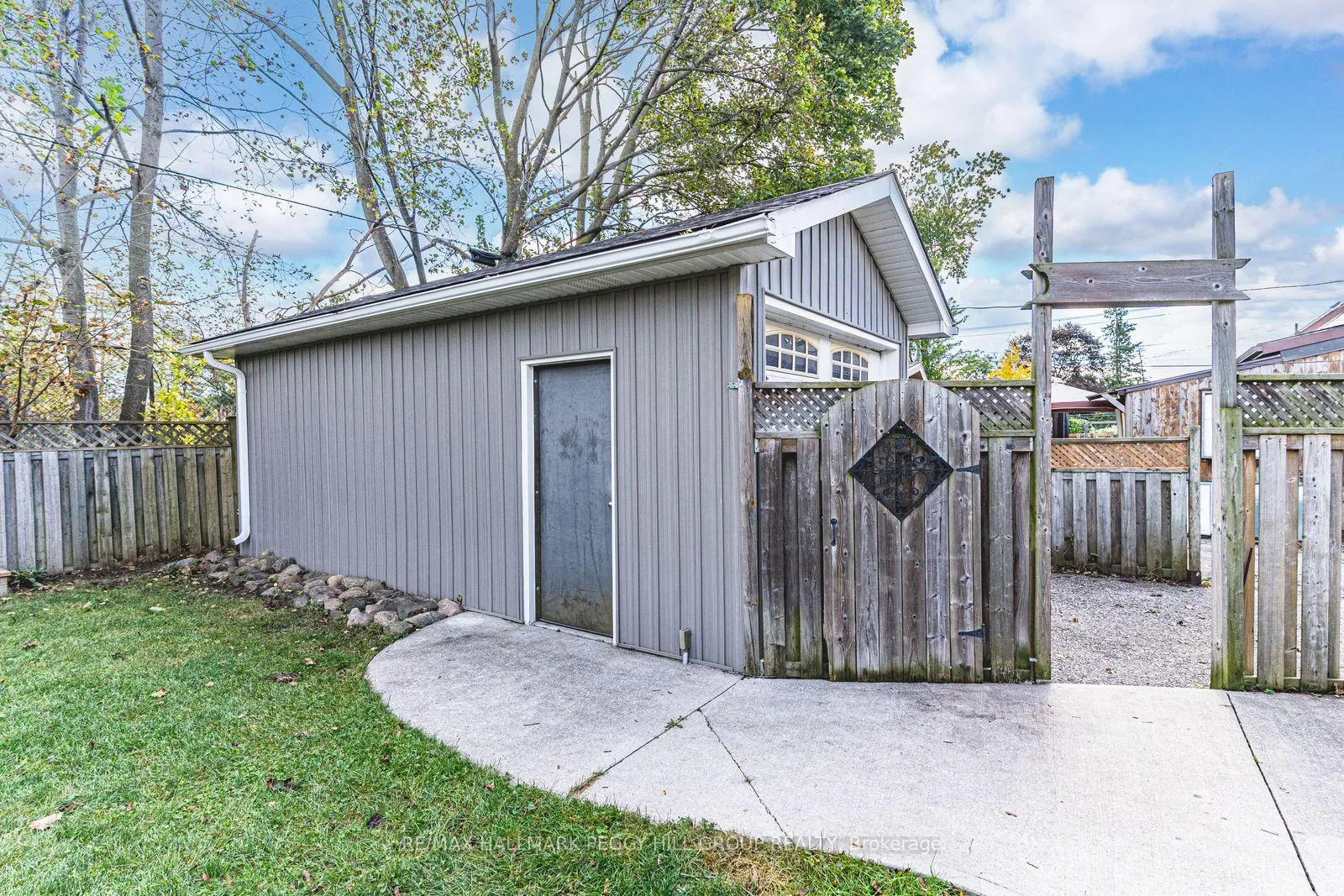 Photo 14 of 5 Newton Street, Barrie, Wellington — HOMEH