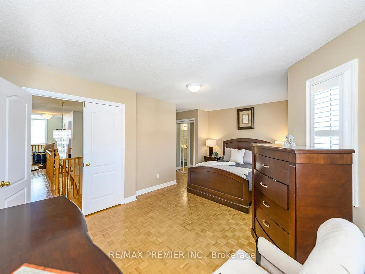 Photo 21 of 284 Avro Road, Vaughan, Maple — HOMEH