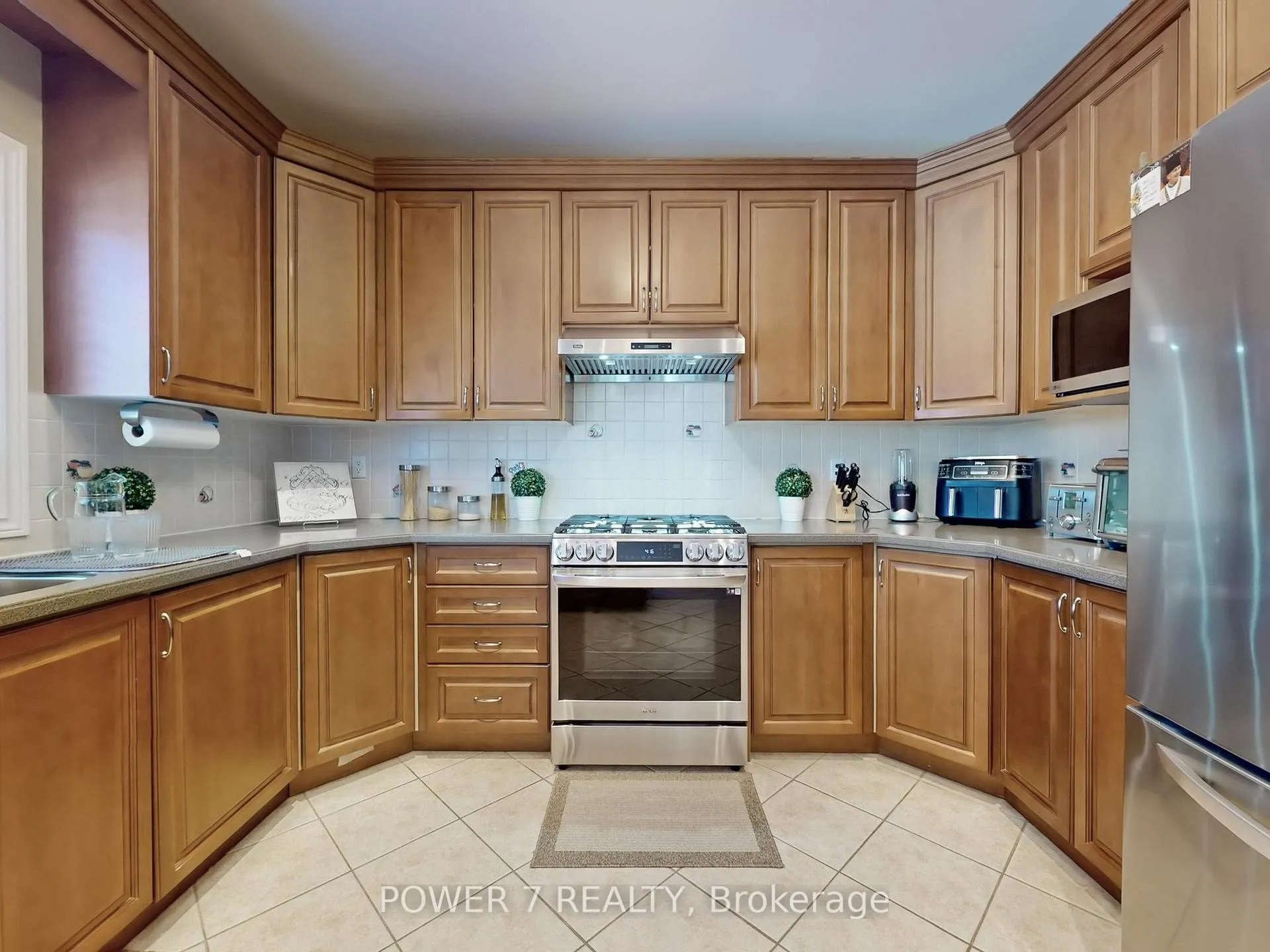Photo 15 of 123 Macrill Road, Markham, Cachet — HOMEH