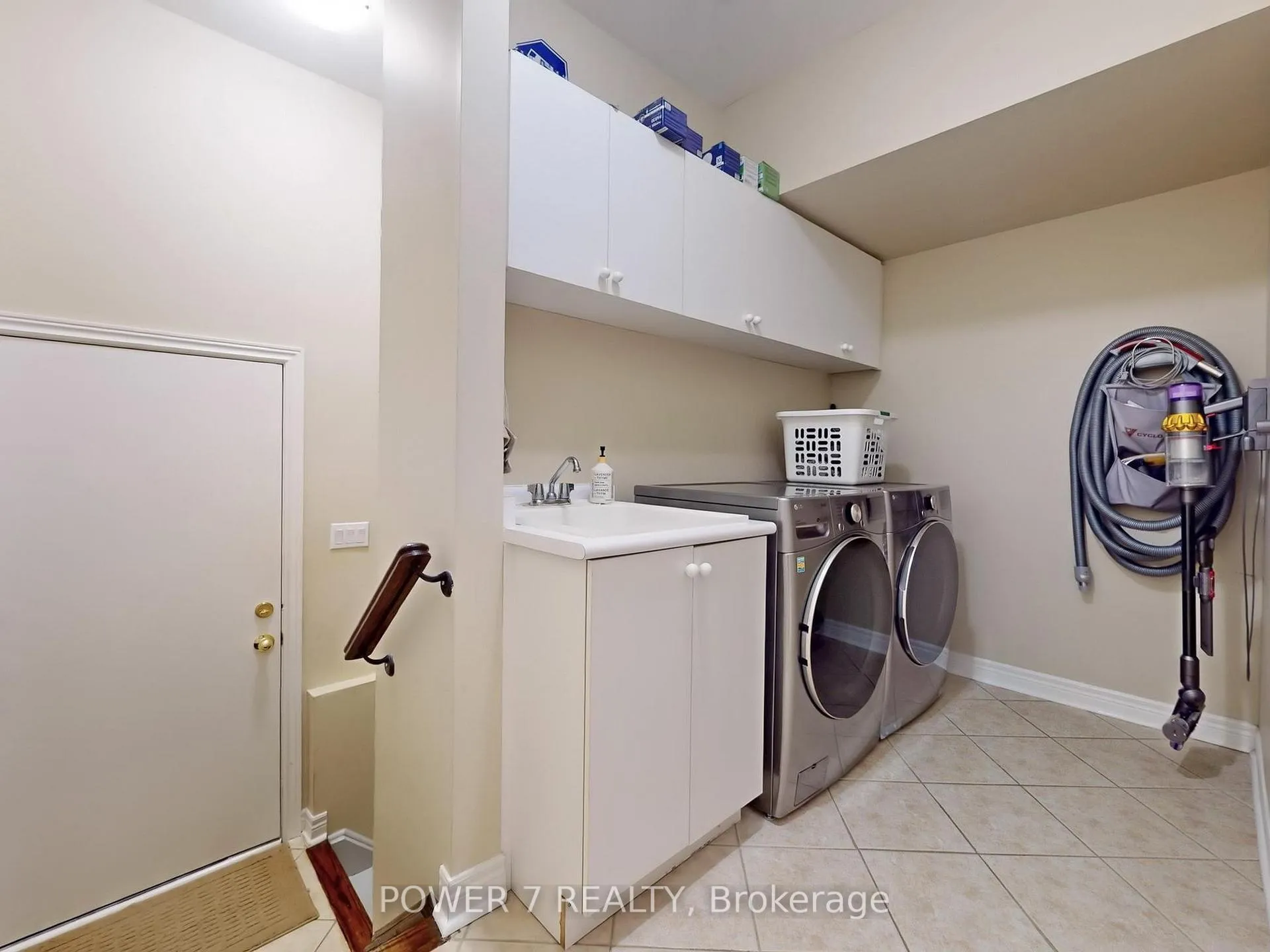 Photo 21 of 123 Macrill Road, Markham, Cachet — HOMEH