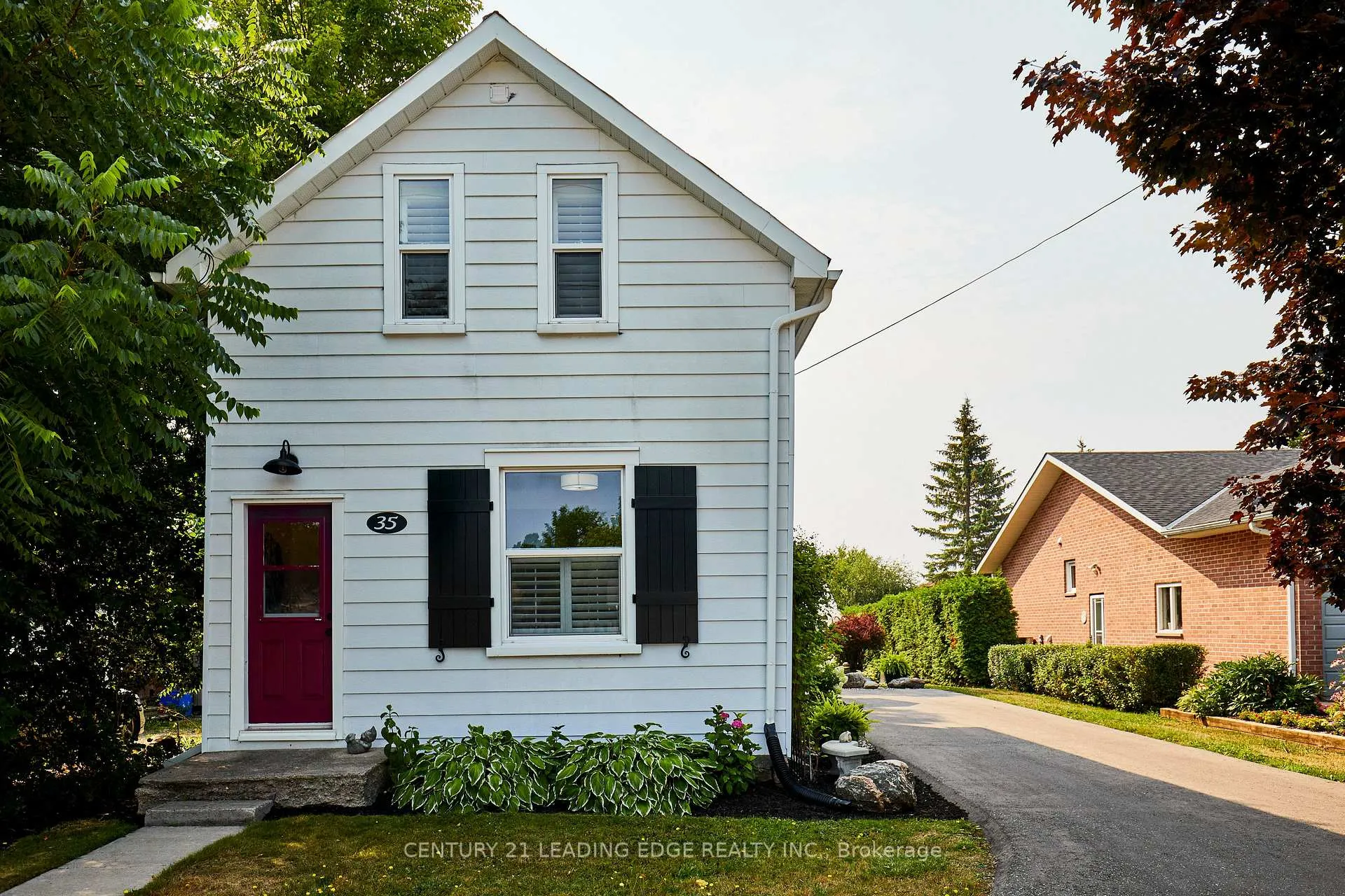 Photo 2 of 35 Jones Street, Brock, Sunderland — HOMEH