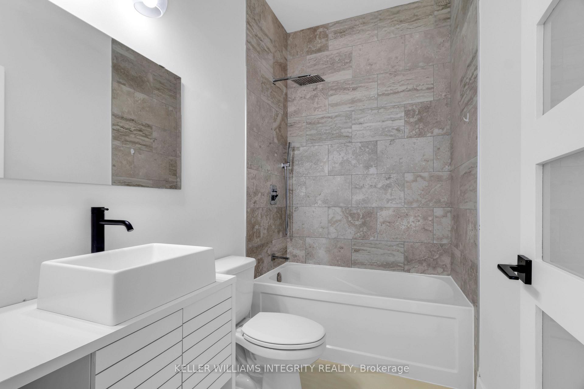 Photo 20 of 635 Ballycastle Crescent, Ottawa, Riverside South — HOMEH