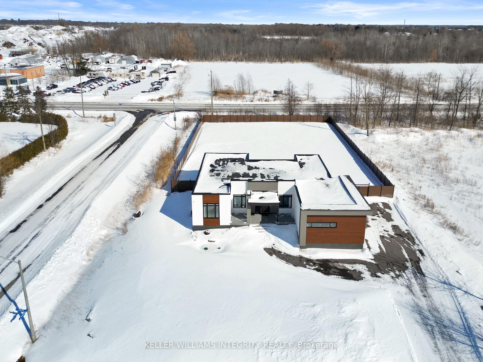 Photo 32 of 635 Ballycastle Crescent, Ottawa, Riverside South — HOMEH