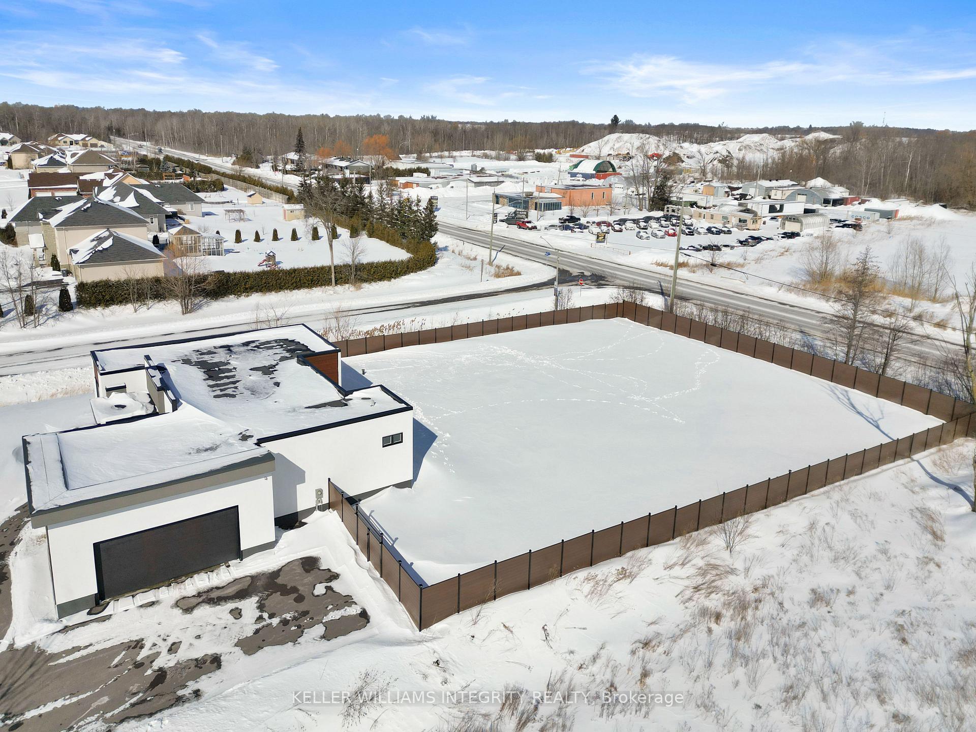 Photo 33 of 635 Ballycastle Crescent, Ottawa, Riverside South — HOMEH