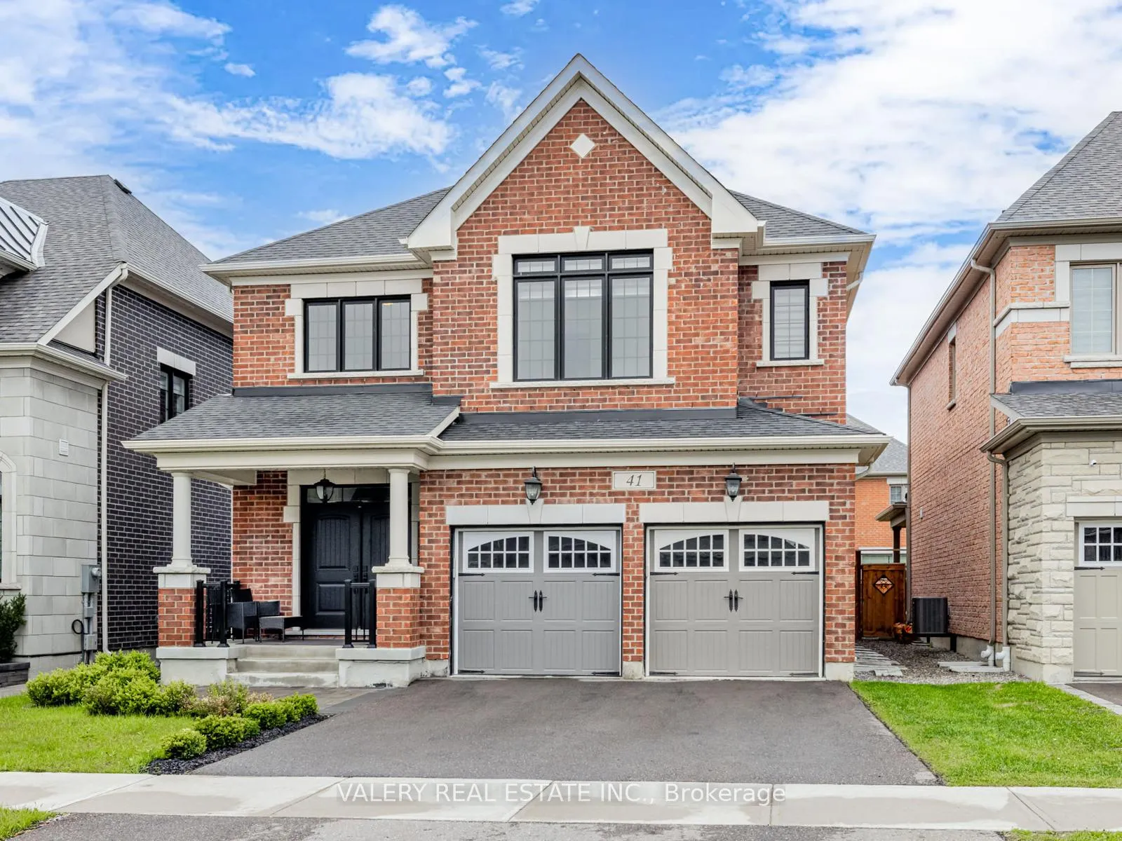 Photo 1 of 41 Chorus Crescent, Vaughan, Kleinburg — HOMEH