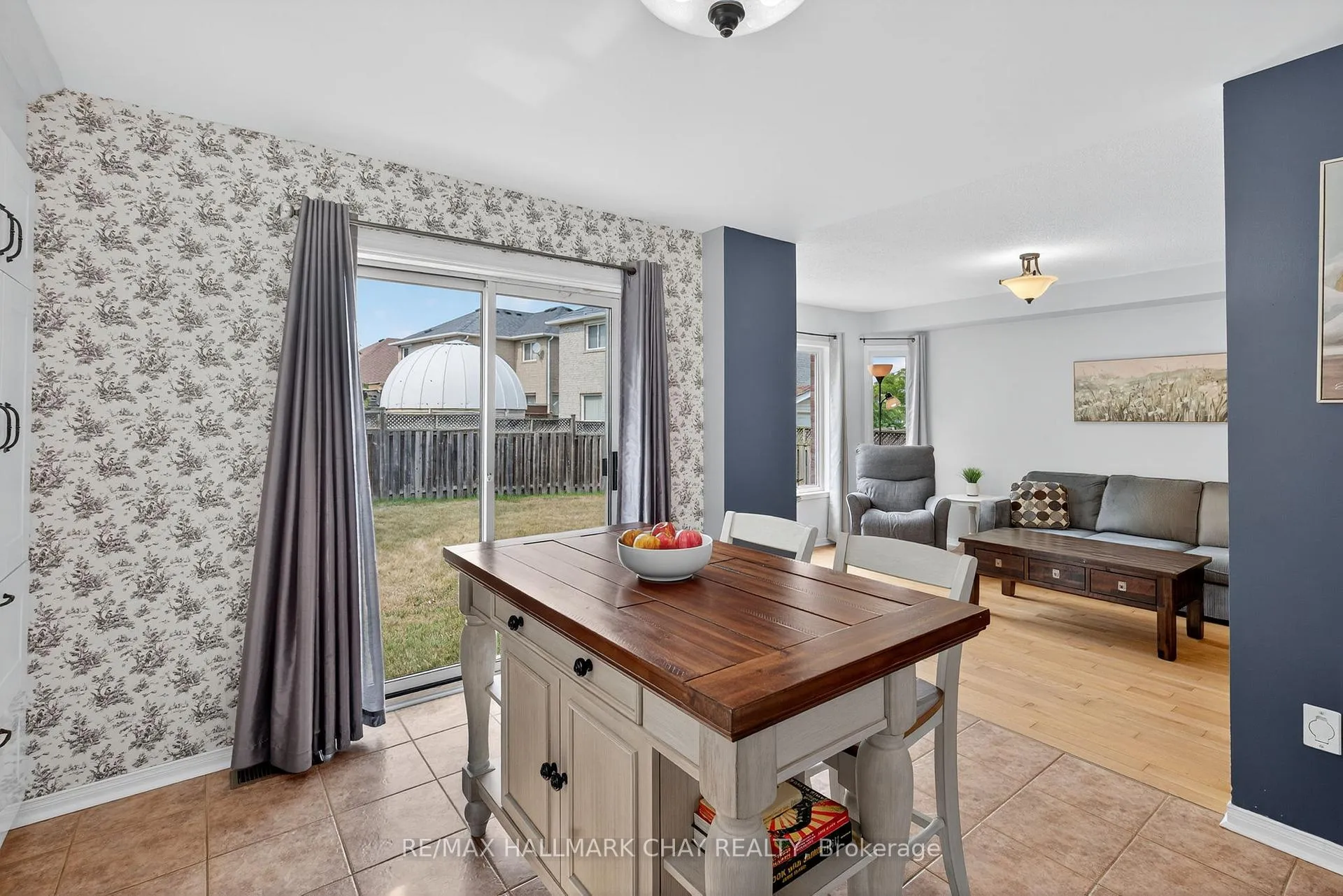 Photo 11 of 2017 Wilson Street, Innisfil, Alcona — HOMEH