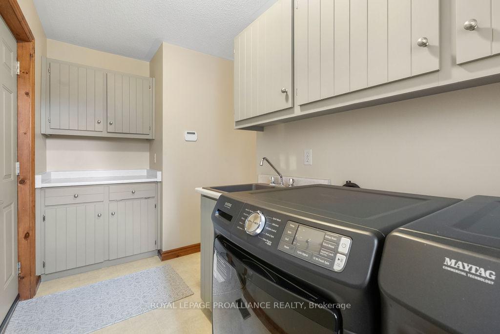 Photo 20 of 116 Greenfield Park, Belleville, Thurlow Ward — HOMEH