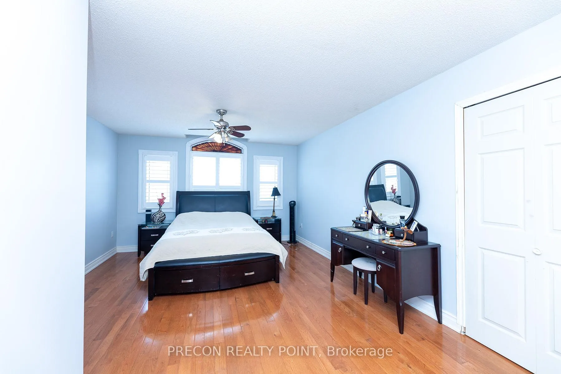 Photo 19 of 5 Connery Crescent, Markham, Middlefield — HOMEH