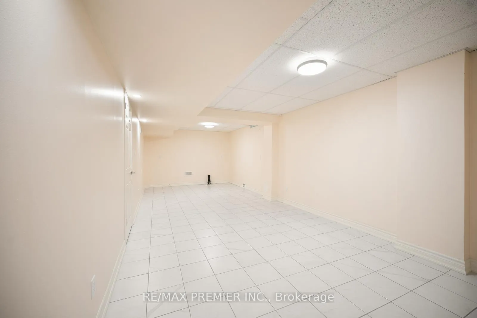 Photo 33 of 258 Mapes Avenue, Vaughan, West Woodbridge — HOMEH