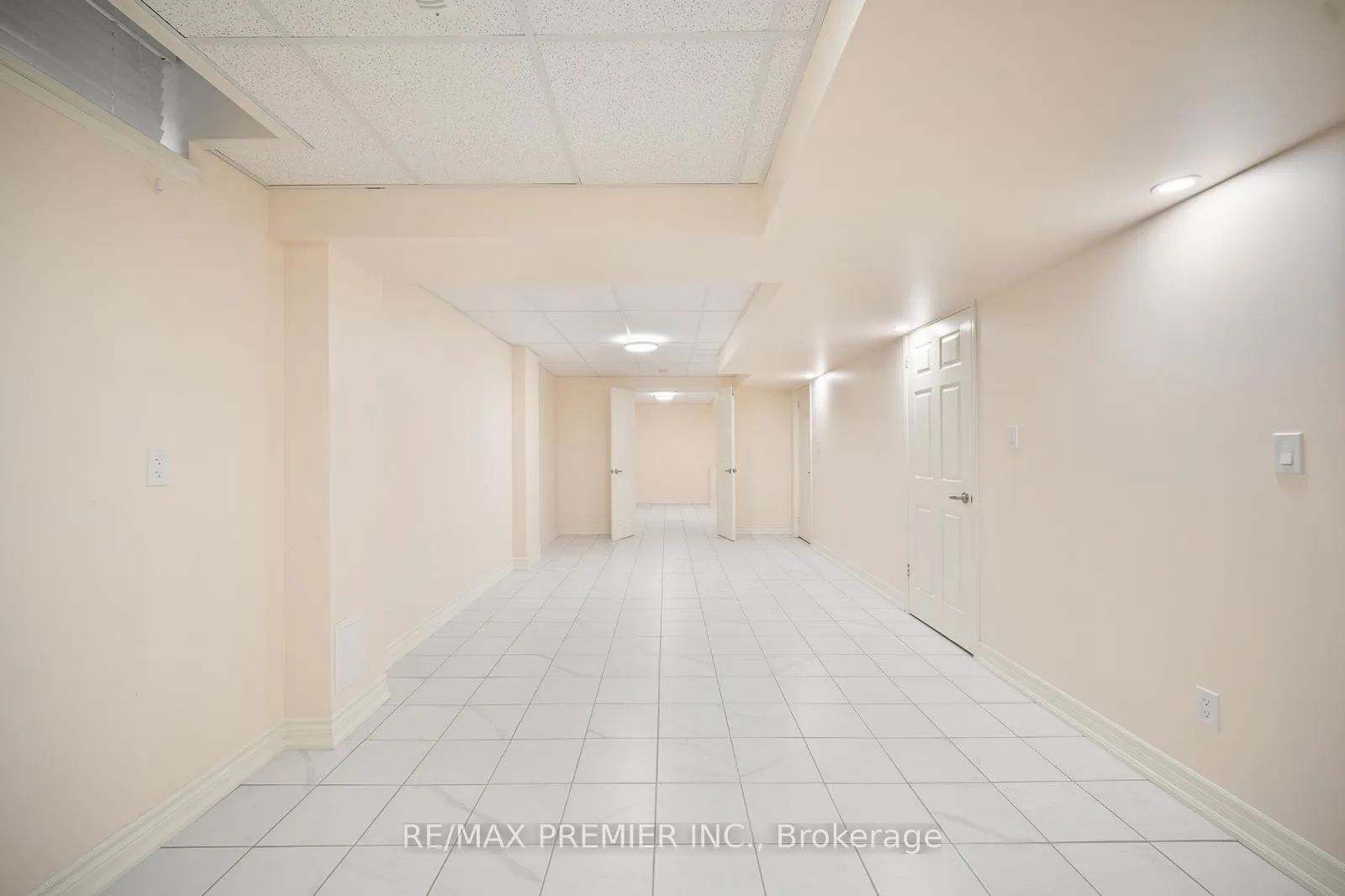 Photo 34 of 258 Mapes Avenue, Vaughan, West Woodbridge — HOMEH