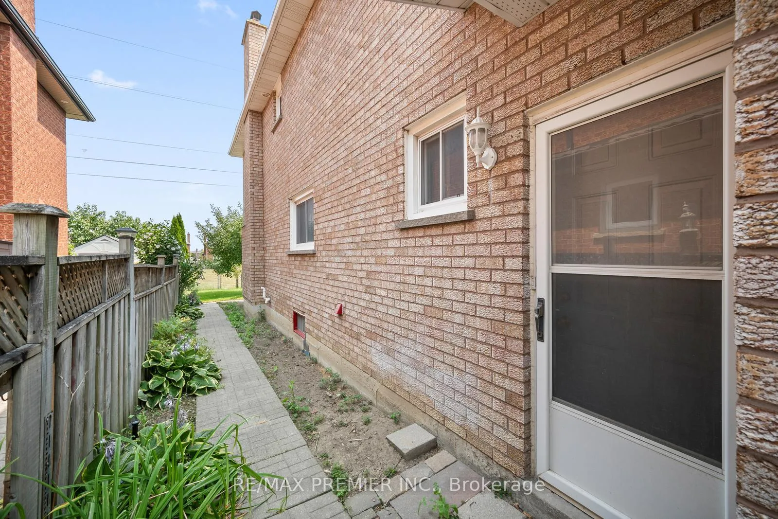 Photo 40 of 258 Mapes Avenue, Vaughan, West Woodbridge — HOMEH