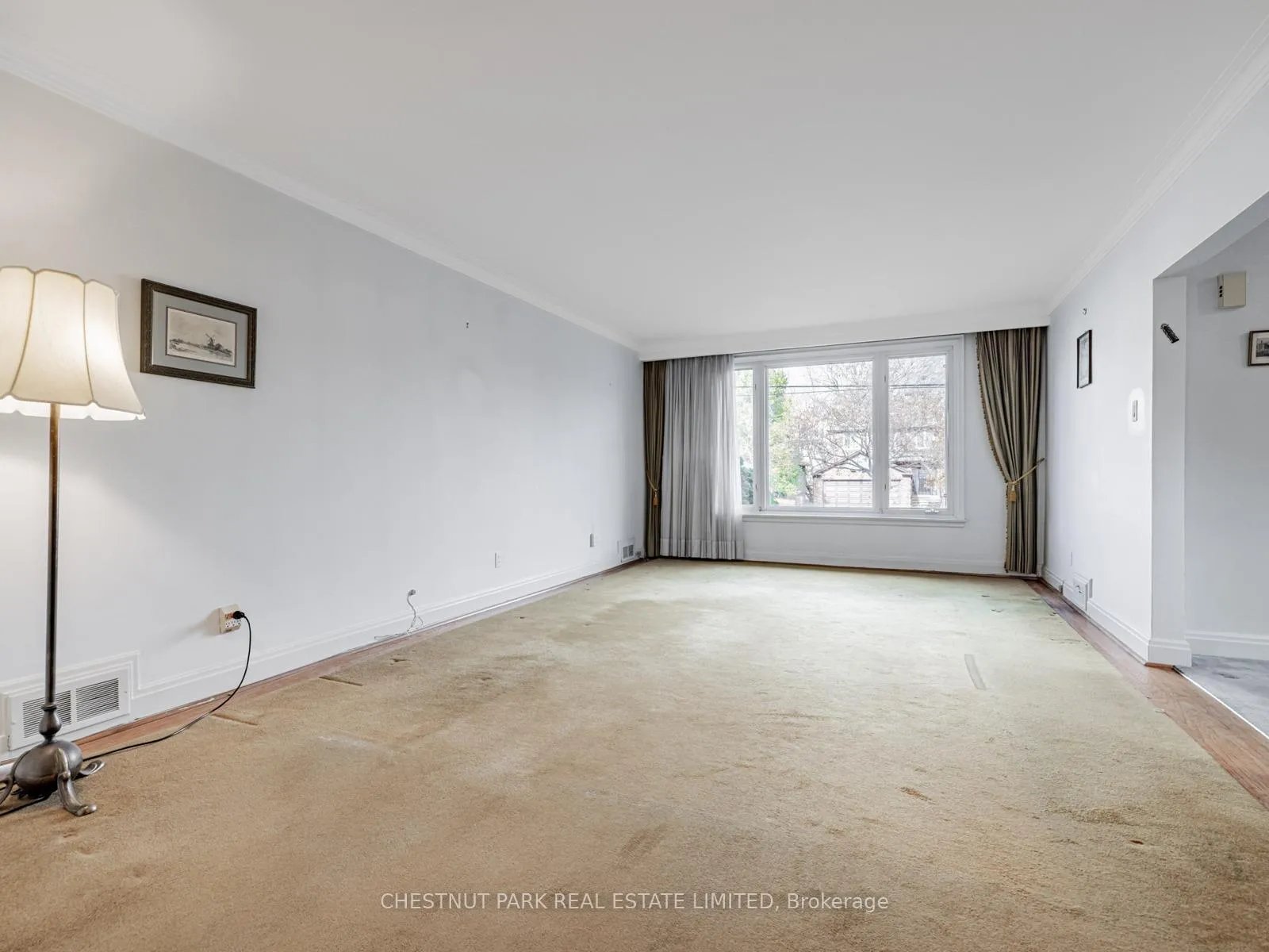 Photo 7 of 67 Viewmount Avenue, Toronto, Englemount-Lawrence — HOMEH
