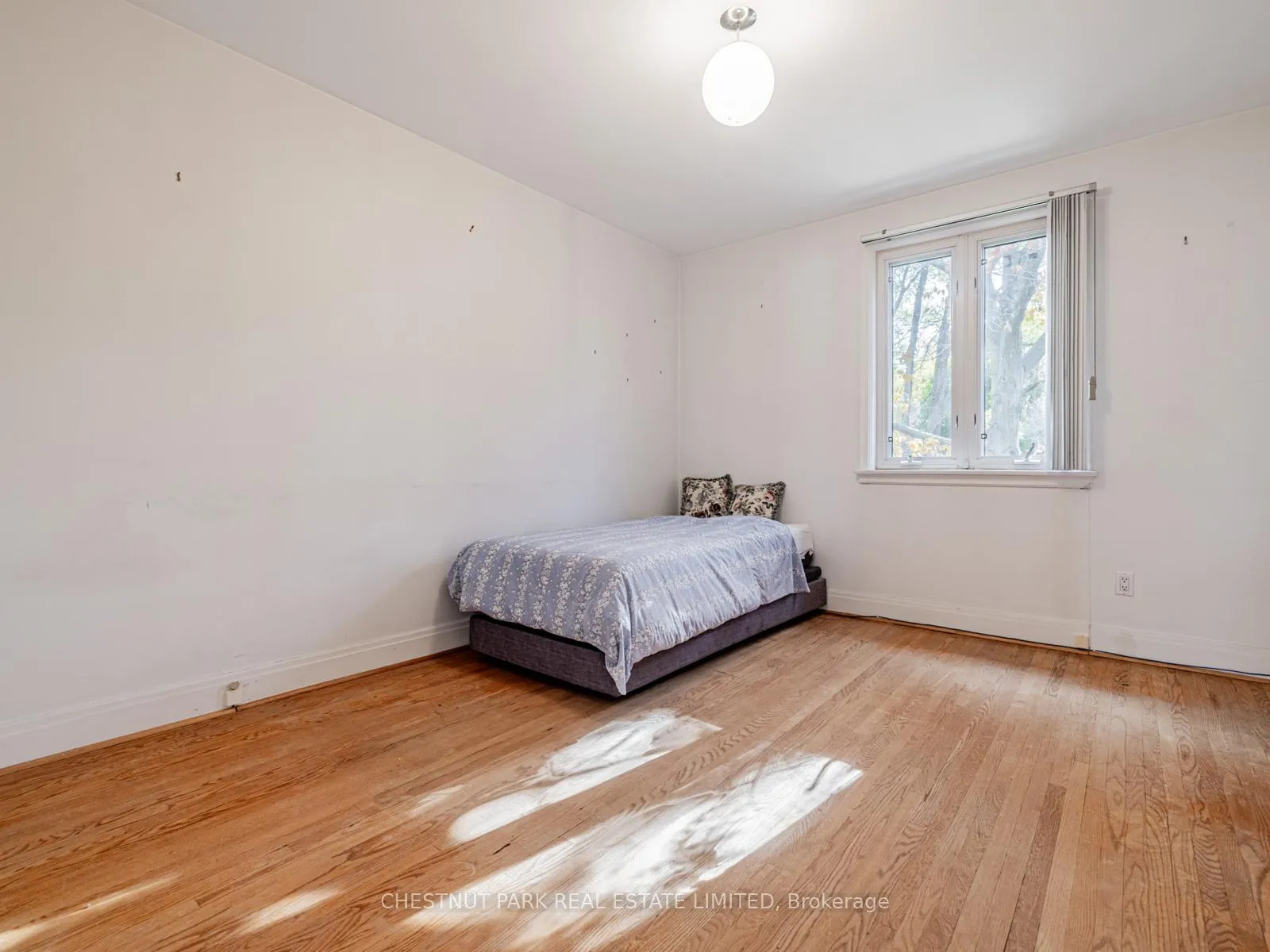 Photo 19 of 67 Viewmount Avenue, Toronto, Englemount-Lawrence — HOMEH