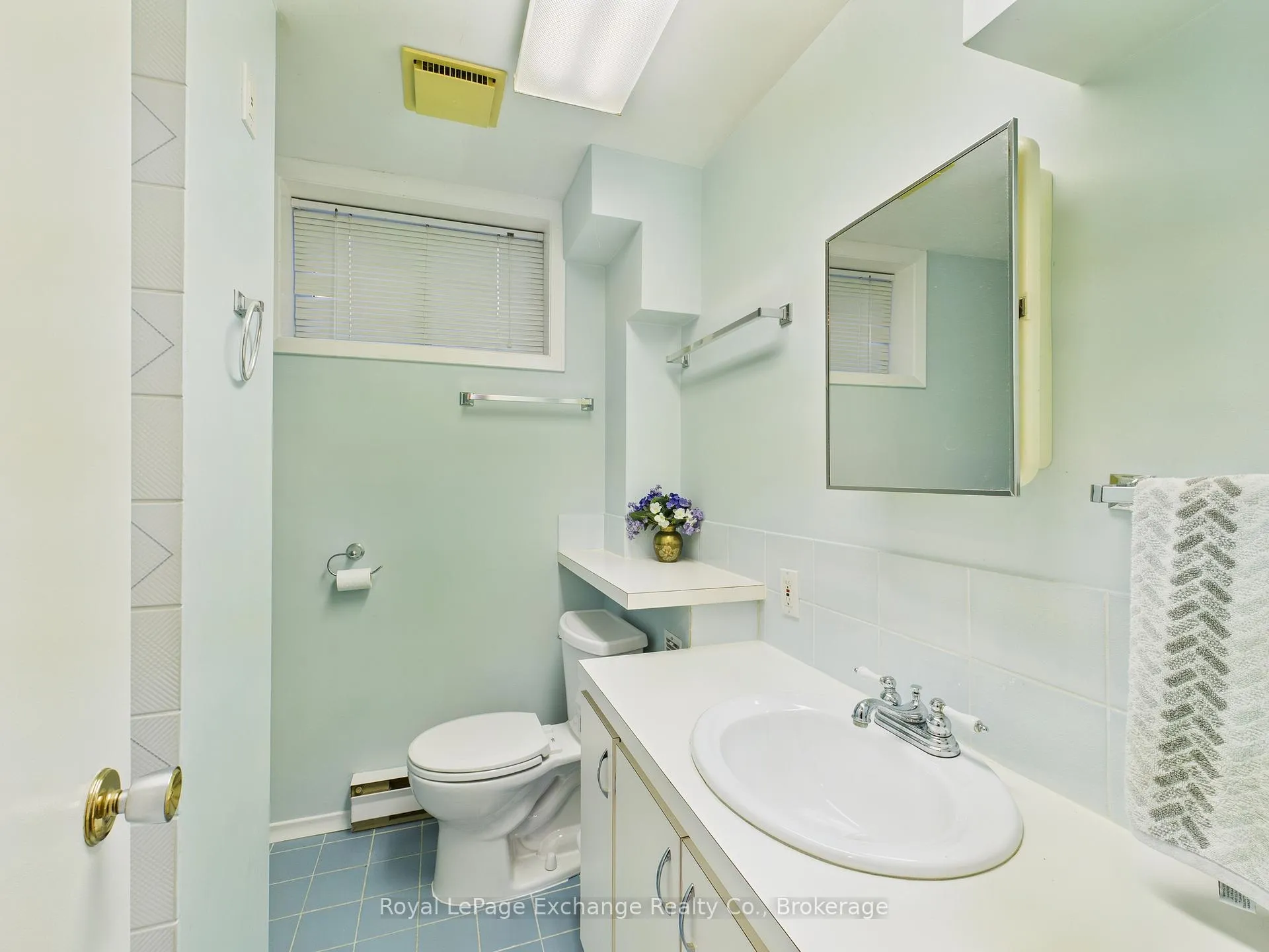 Photo 15 of 423 Adelaide Street, Kincardine — HOMEH
